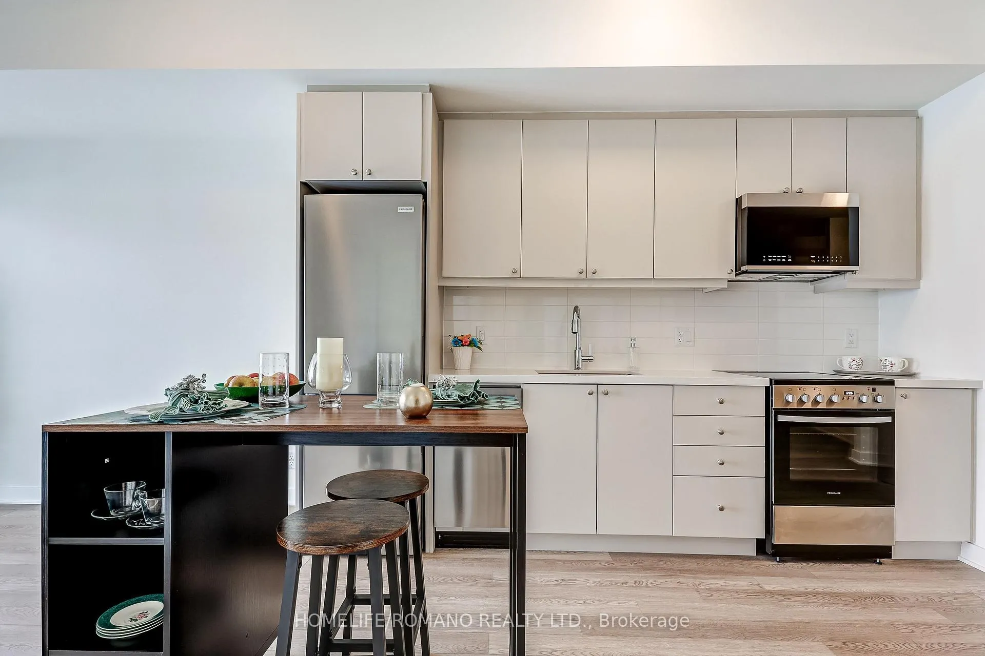 Photo 24 of Unit 329, 51 Clarington Boulevard, Clarington, Bowmanville — HOMEH