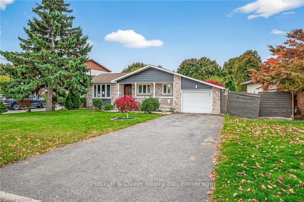 Photo 2 of 58 Ted Street, St. Catharines, Fairview — HOMEH