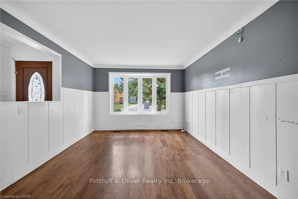 Photo 8 of 58 Ted Street, St. Catharines, Fairview — HOMEH