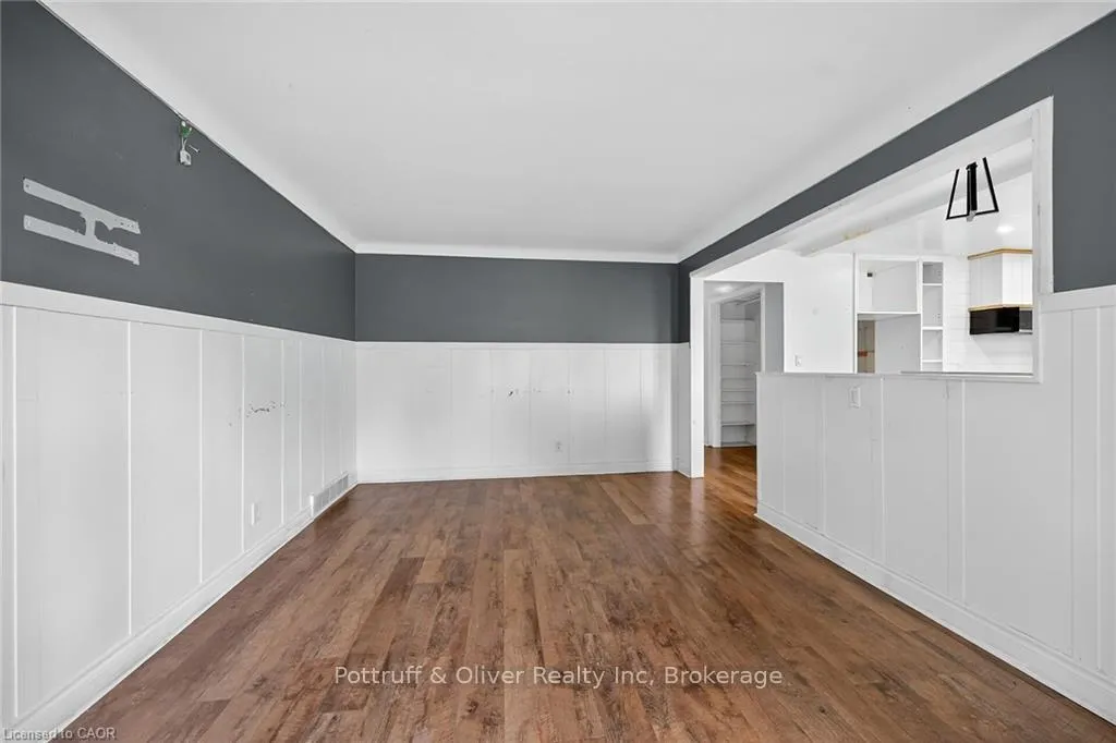Photo 9 of 58 Ted Street, St. Catharines, Fairview — HOMEH