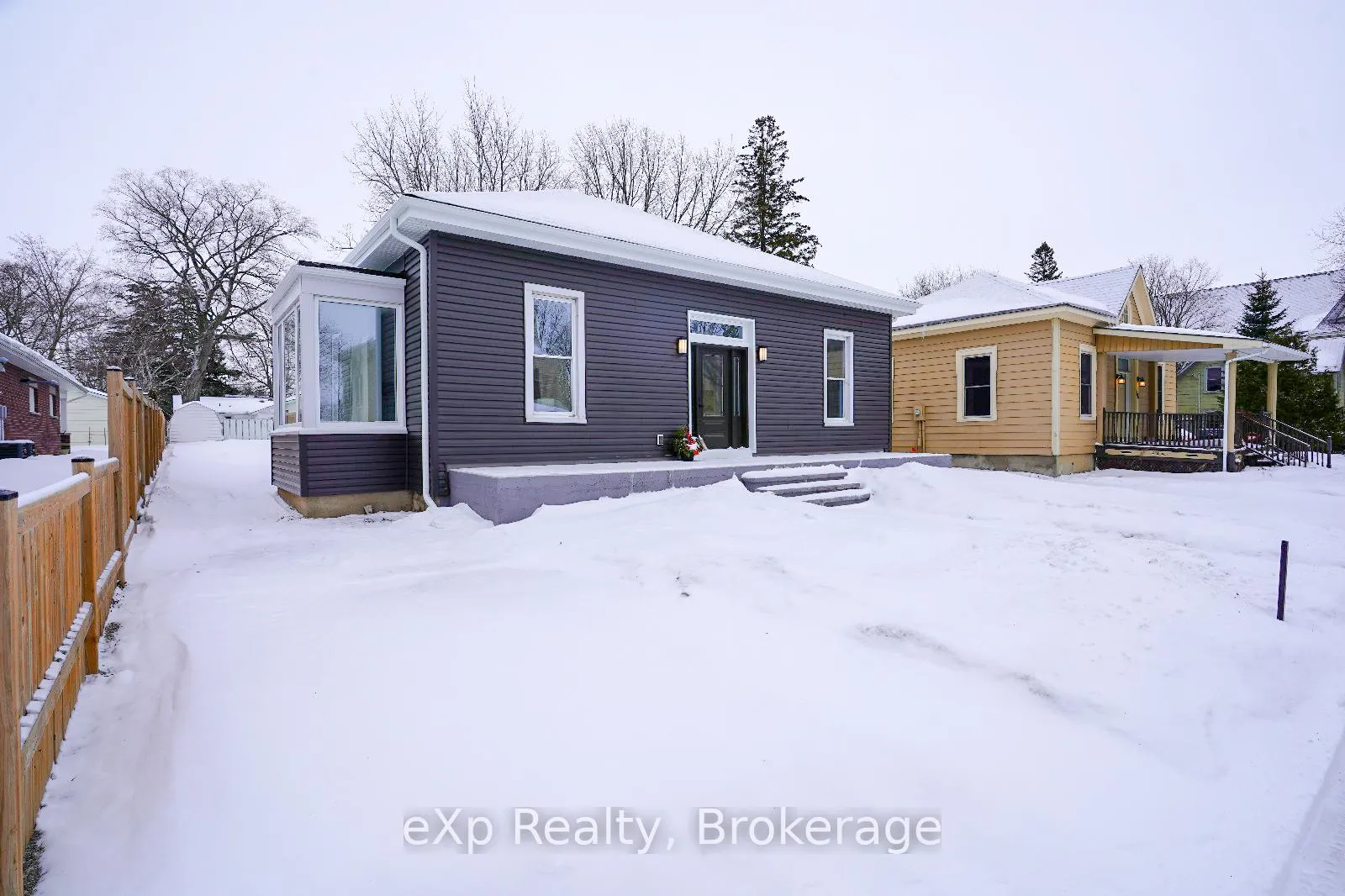 Photo 44 of 70 Goderich Street W, Huron East, Seaforth — HOMEH