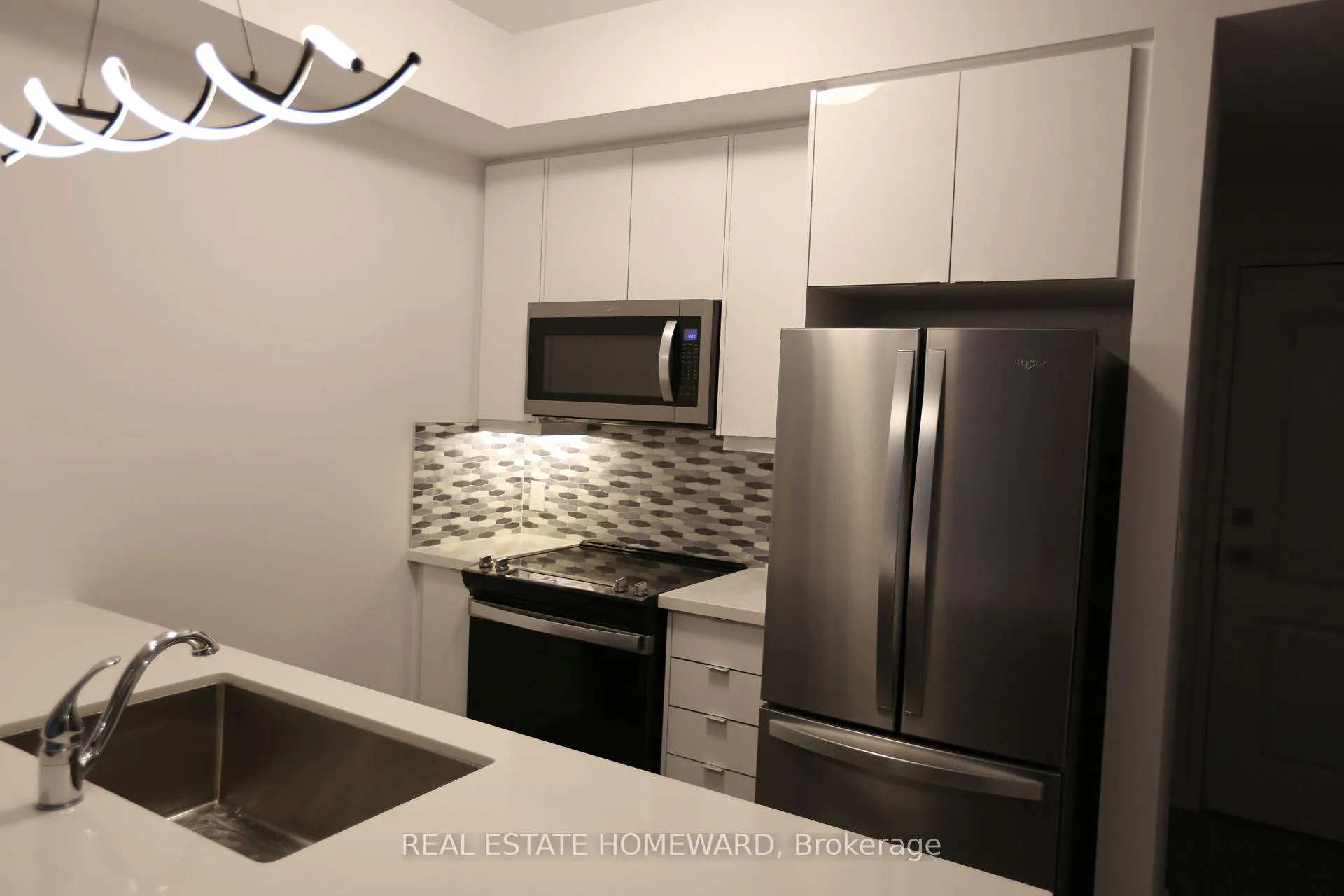 Photo 2 of Unit 322, 460 Dundas Street E, Hamilton, Waterdown — HOMEH