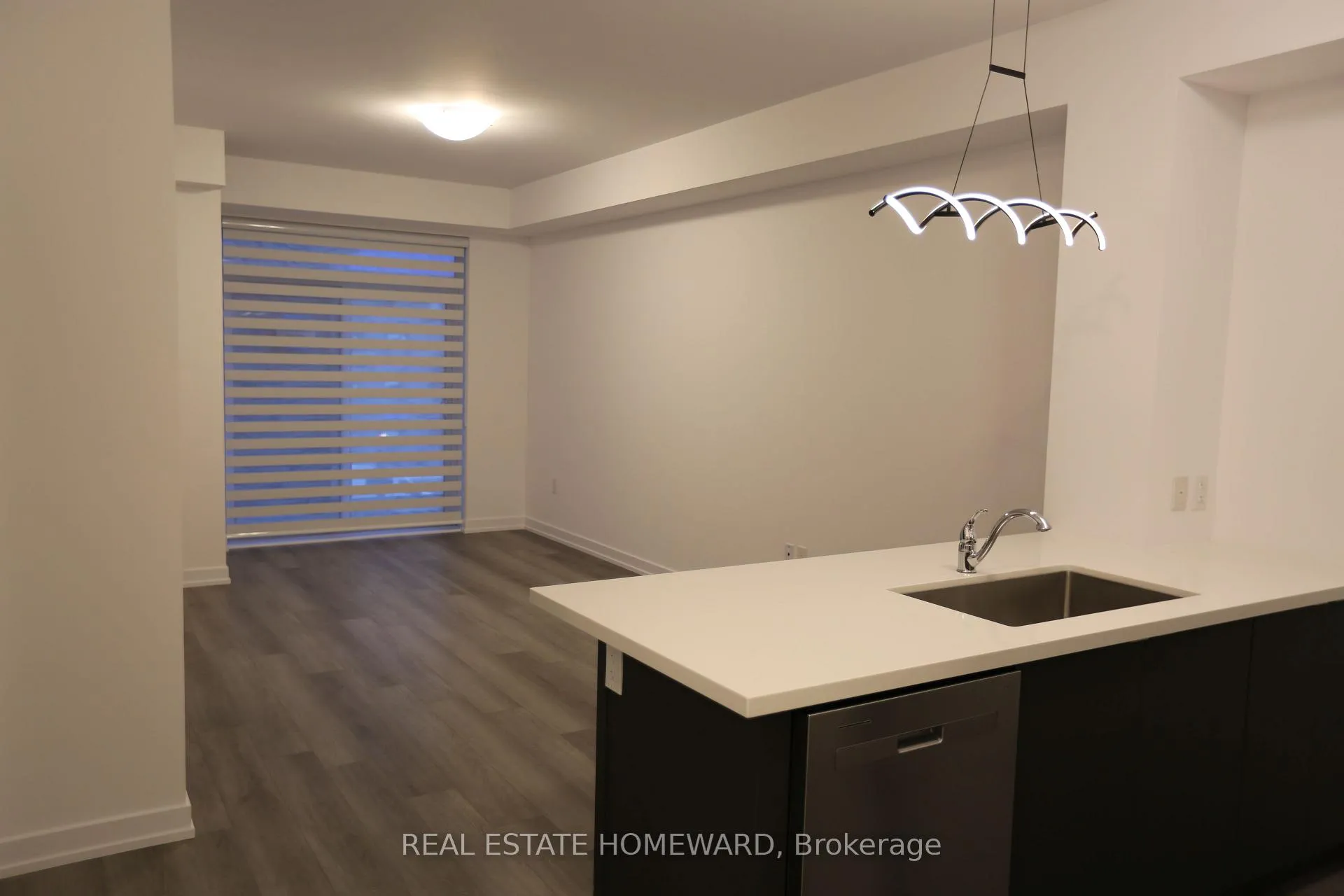 Photo 4 of Unit 322, 460 Dundas Street E, Hamilton, Waterdown — HOMEH