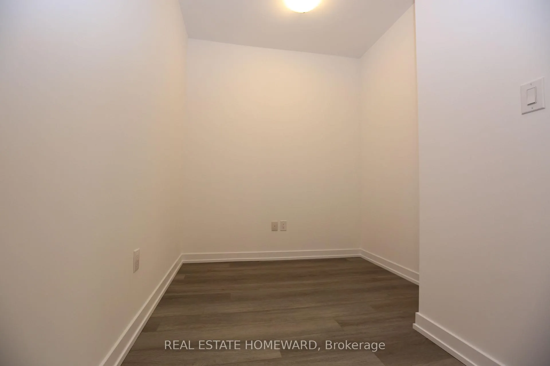 Photo 7 of Unit 322, 460 Dundas Street E, Hamilton, Waterdown — HOMEH