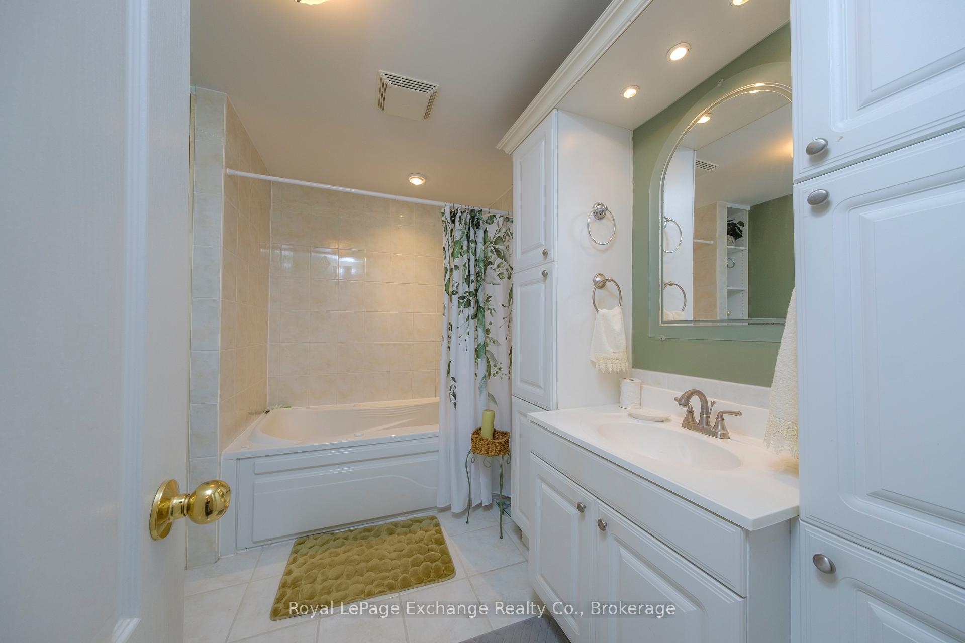 Photo 11 of 660 Johnston Crescent, Kincardine — HOMEH