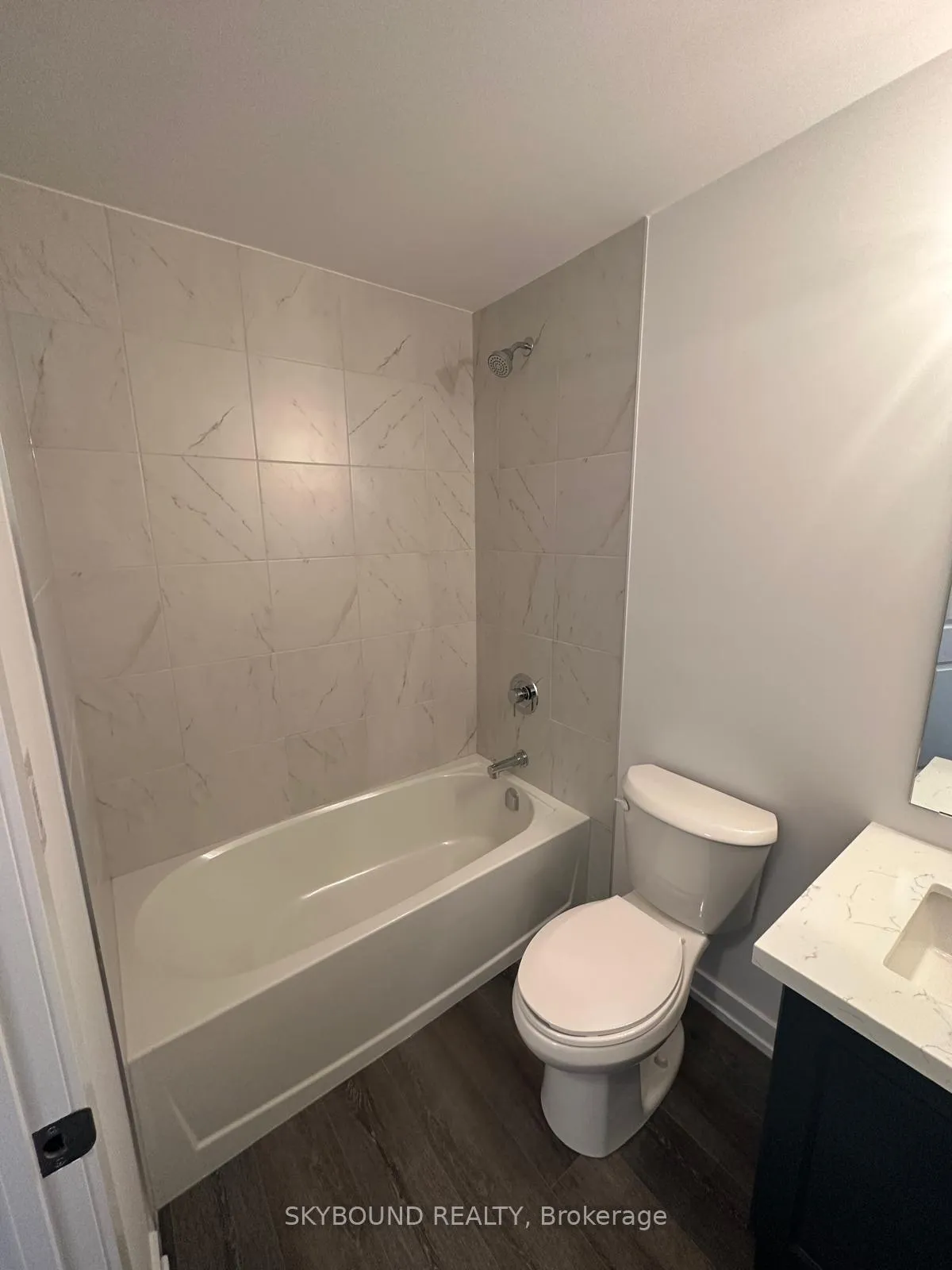 Photo 17 of Unit 212, 470 Dundas Street E, Hamilton, Waterdown — HOMEH