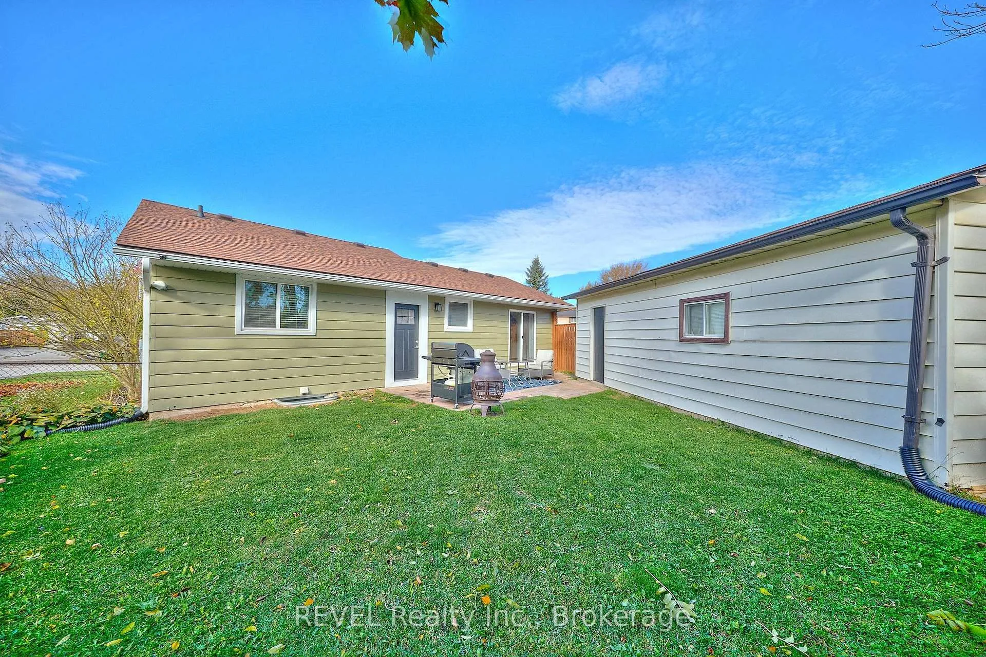 Photo 40 of 11 Newleaf Crescent, Welland, N. Welland — HOMEH