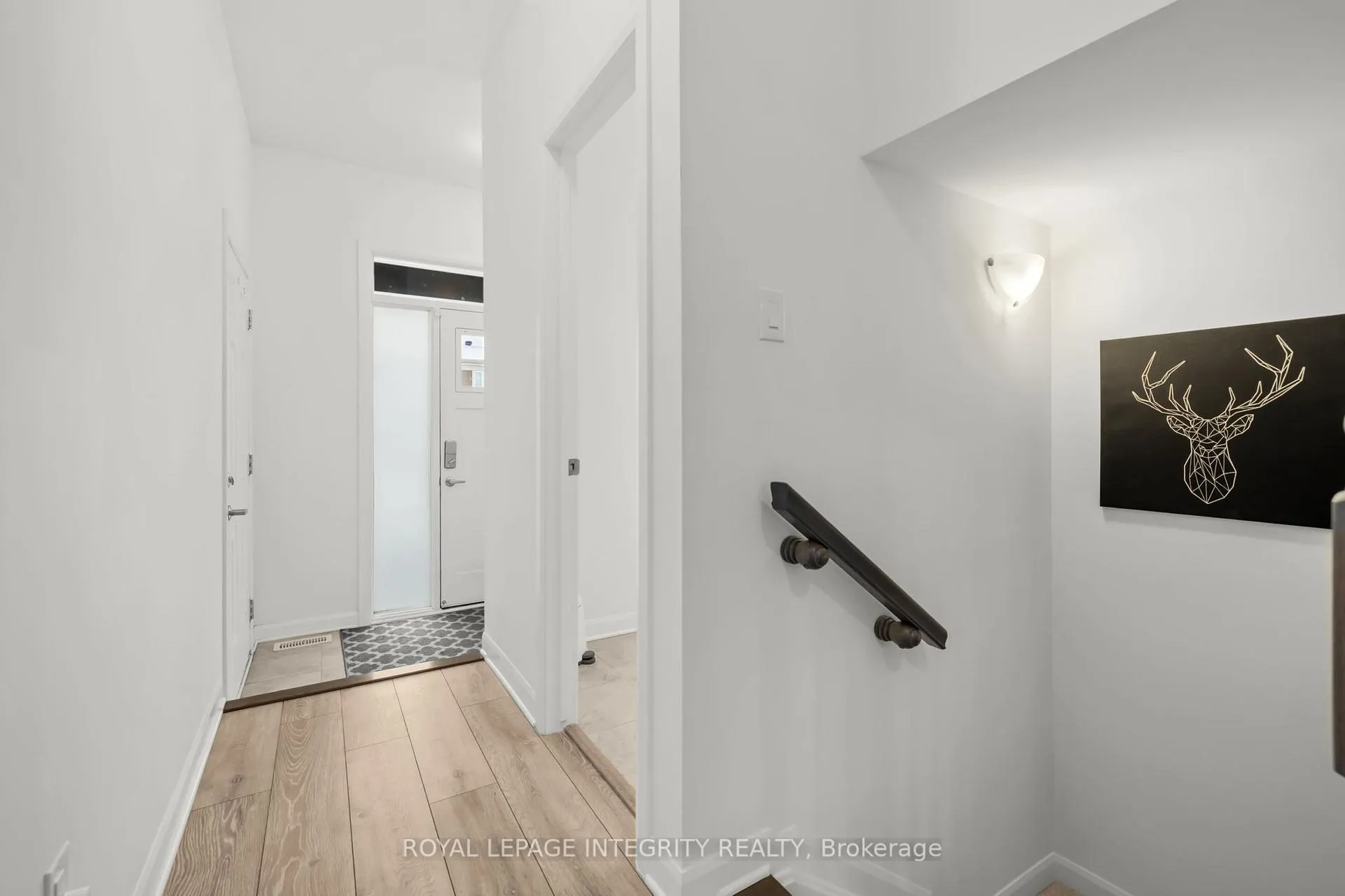 Photo 3 of 77 Gardenpost Terrace, Ottawa, Avalon West — HOMEH