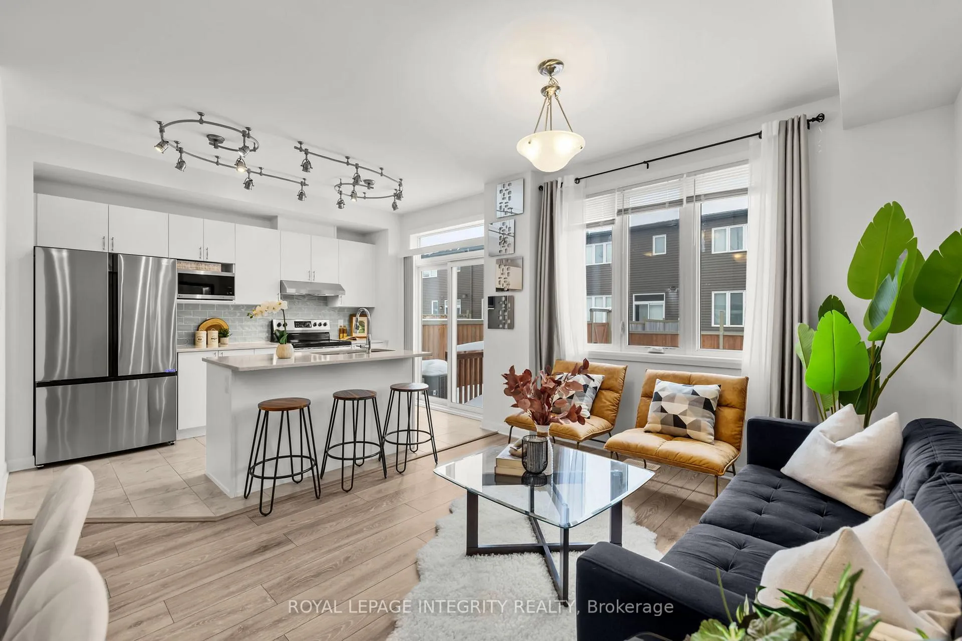 Photo 8 of 77 Gardenpost Terrace, Ottawa, Avalon West — HOMEH