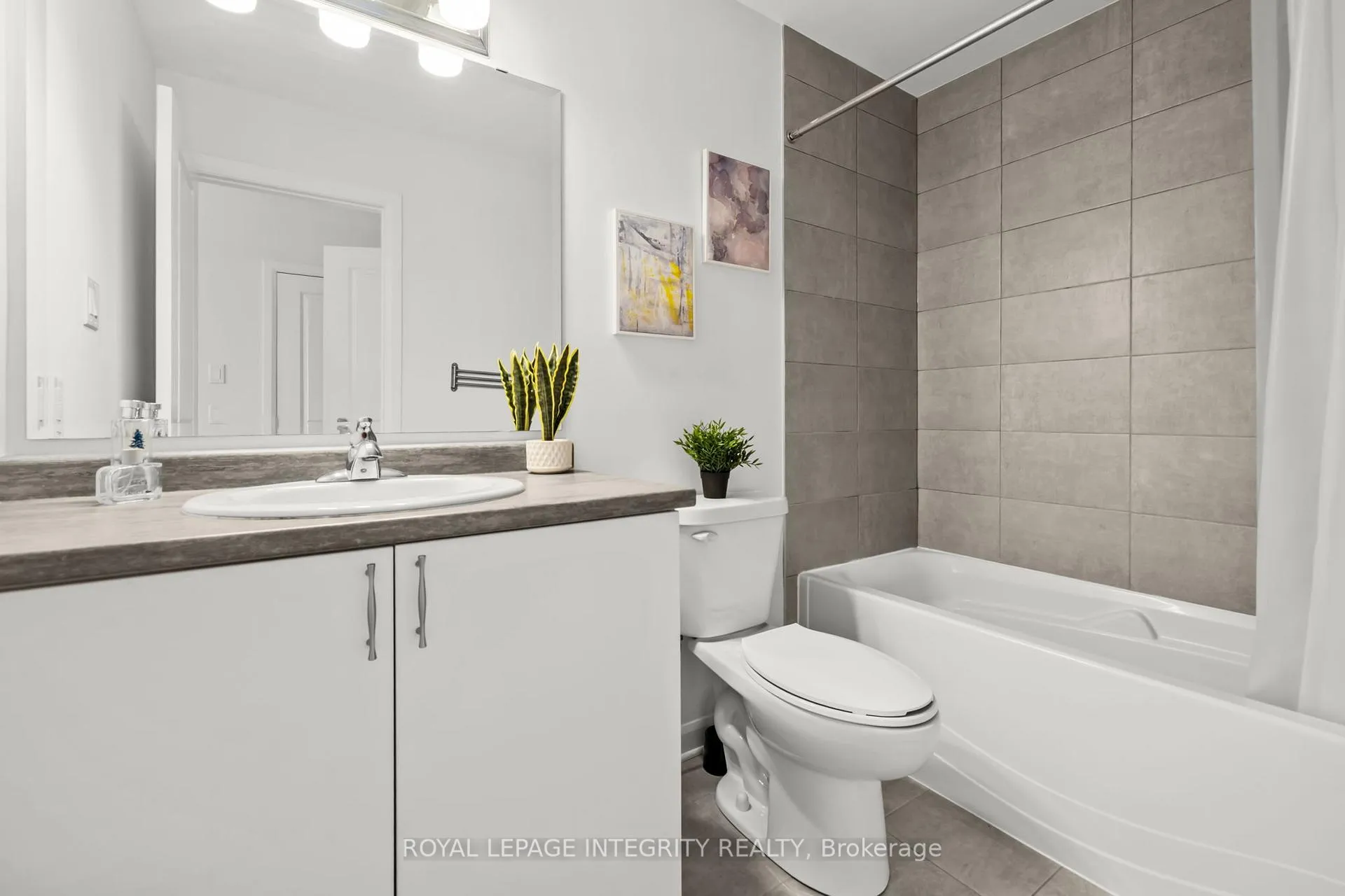 Photo 20 of 77 Gardenpost Terrace, Ottawa, Avalon West — HOMEH