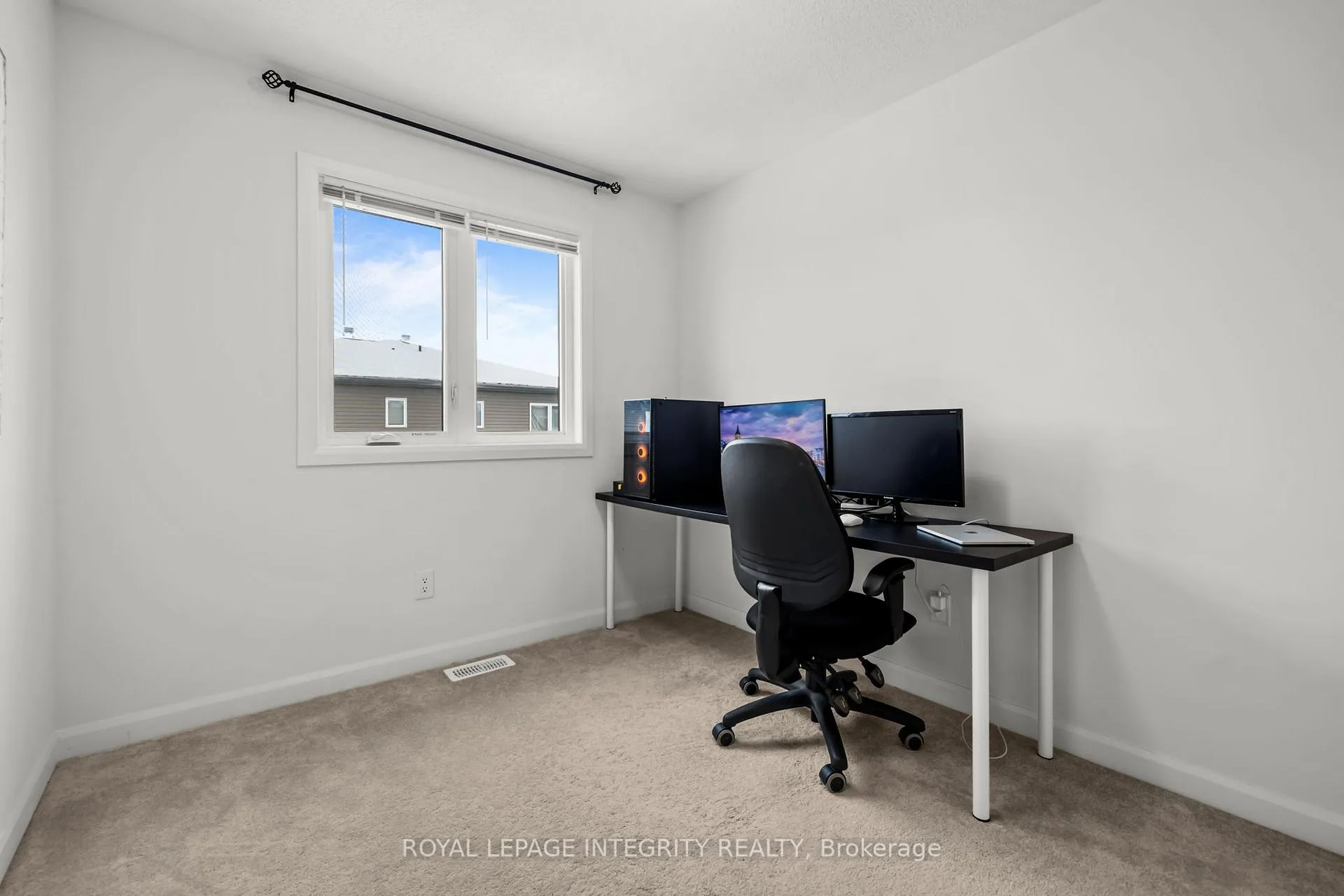 Photo 24 of 77 Gardenpost Terrace, Ottawa, Avalon West — HOMEH