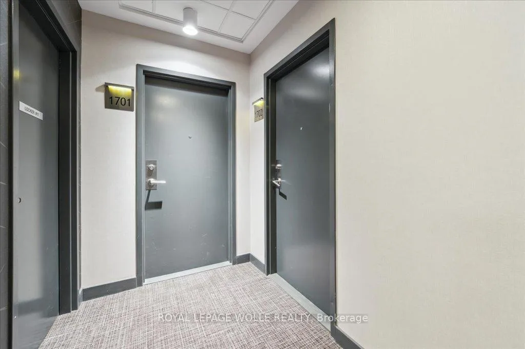 Photo 4 of Unit 1702, 85 Duke Street W, Waterloo — HOMEH