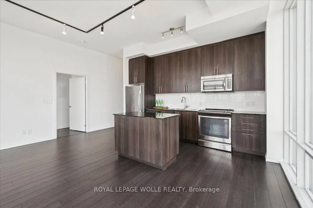 Photo 9 of Unit 1702, 85 Duke Street W, Waterloo — HOMEH