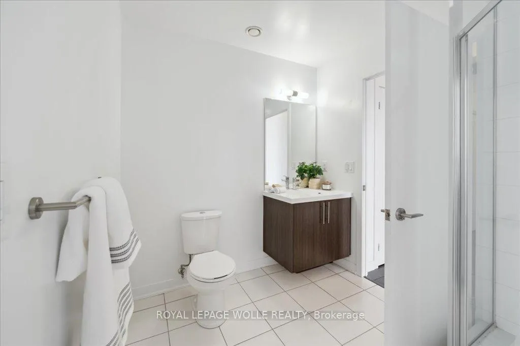 Photo 23 of Unit 1702, 85 Duke Street W, Waterloo — HOMEH