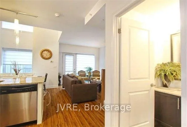 Photo 7 of Unit 107, 12 Woodstream Boulevard, Vaughan, Vaughan Grove — HOMEH