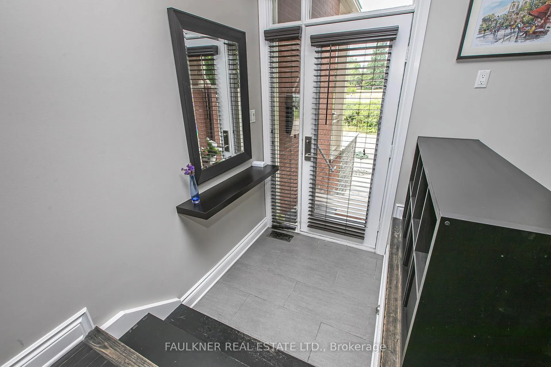 Photo 3 of 403A Echo Drive, Ottawa, Ottawa East — HOMEH