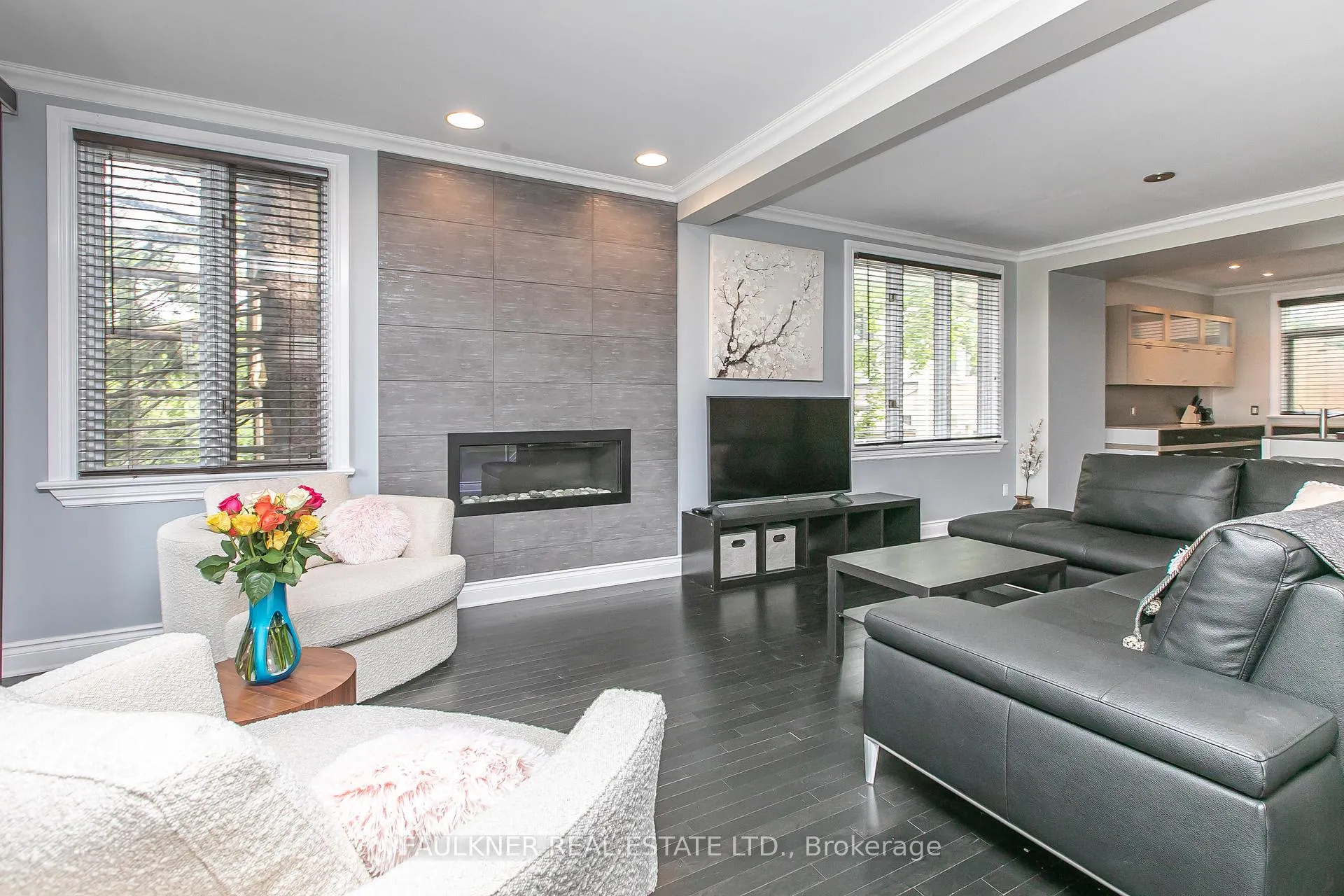 Photo 4 of 403A Echo Drive, Ottawa, Ottawa East — HOMEH