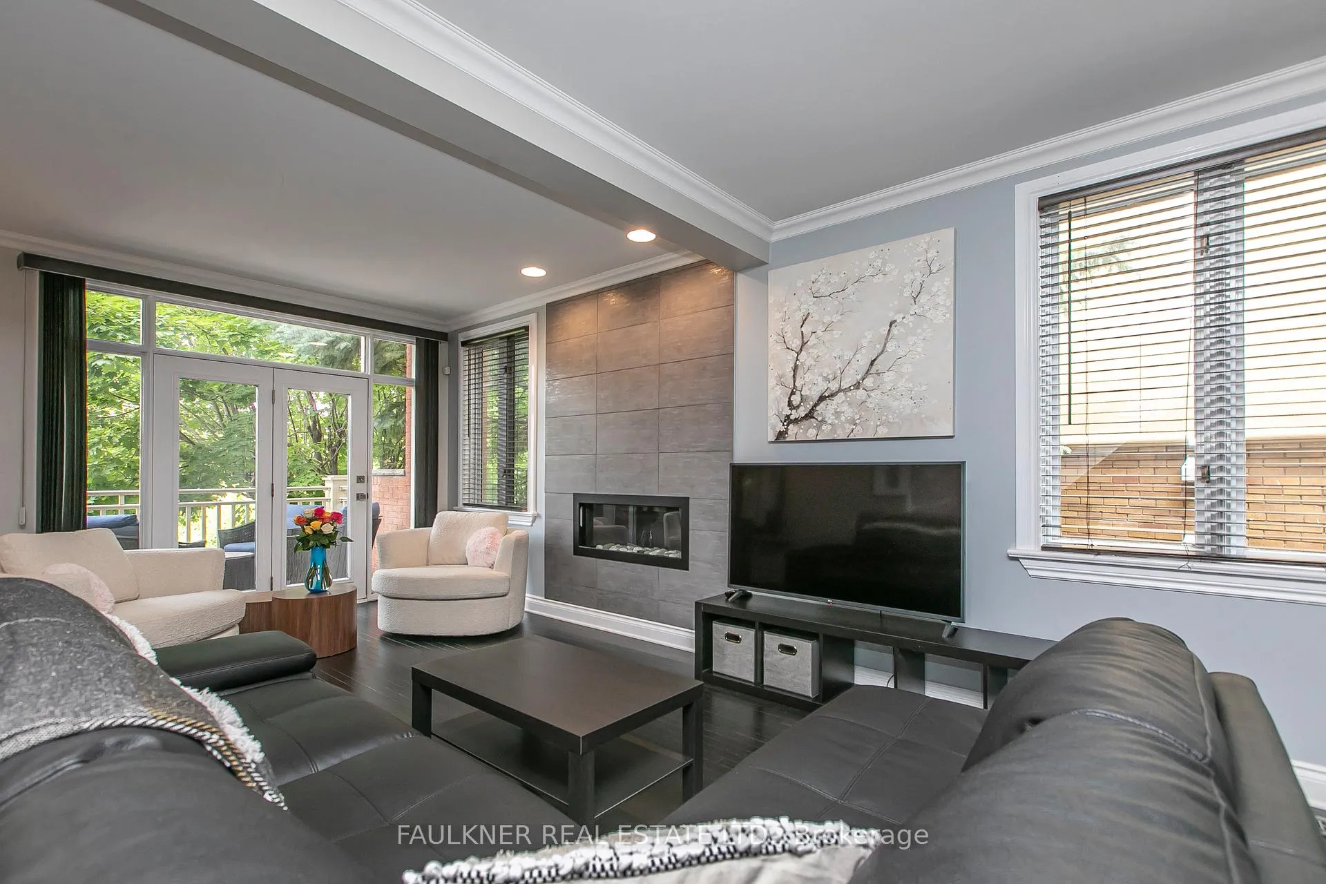 Photo 8 of 403A Echo Drive, Ottawa, Ottawa East — HOMEH