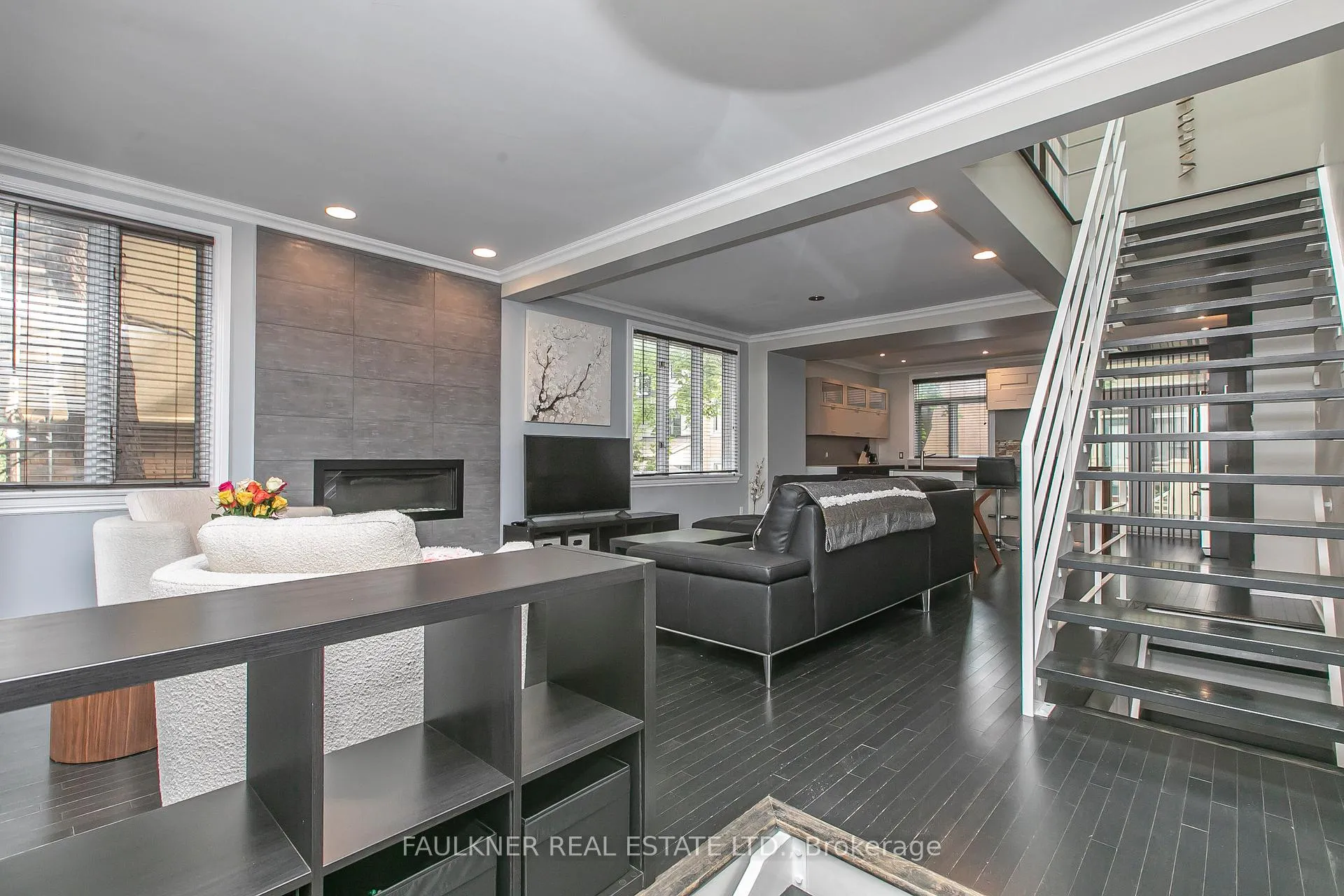 Photo 15 of 403A Echo Drive, Ottawa, Ottawa East — HOMEH