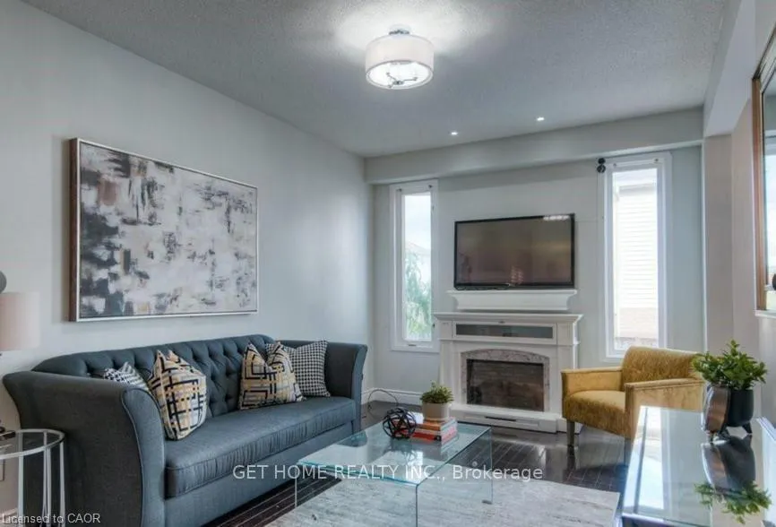 Photo 1 of 76 Isabella Street, Kitchener — HOMEH