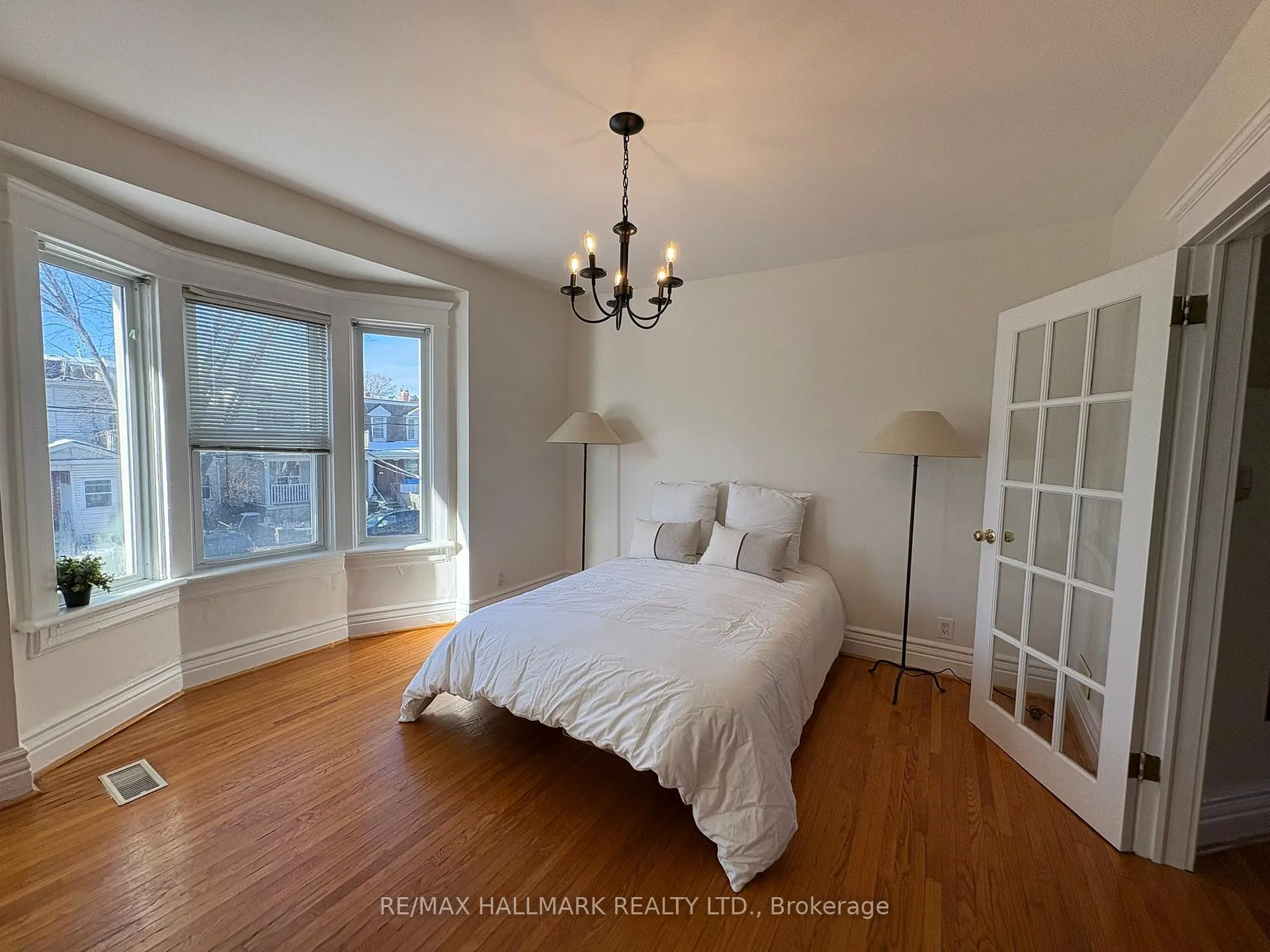 Photo 12 of Unit 2, 571 Pape Avenue, Toronto, Blake-Jones — HOMEH