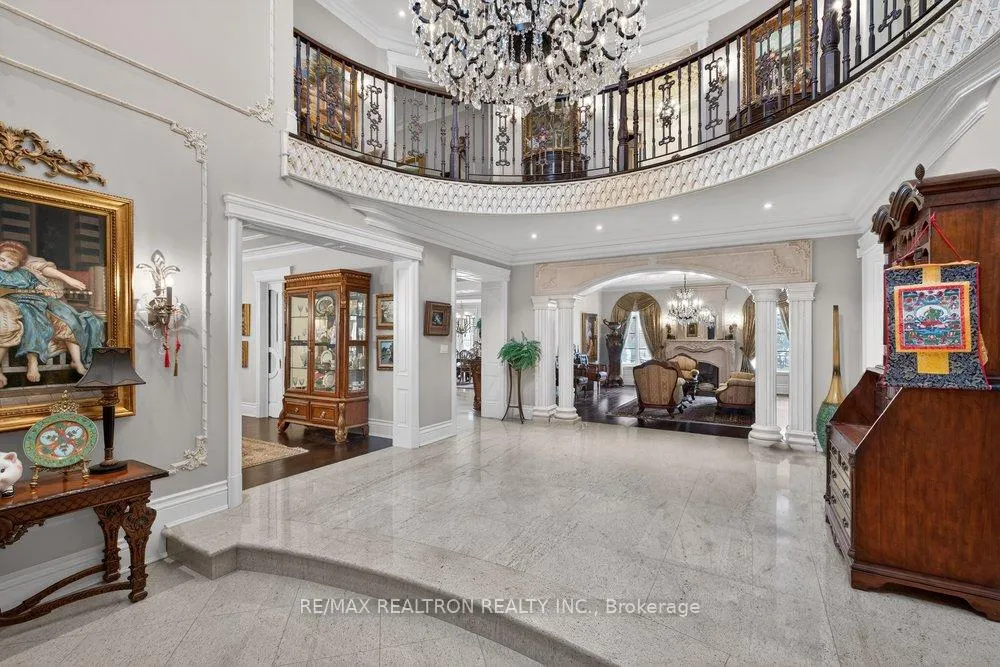 Photo 14 of 30 Nightfall Court, Vaughan, Kleinburg — HOMEH