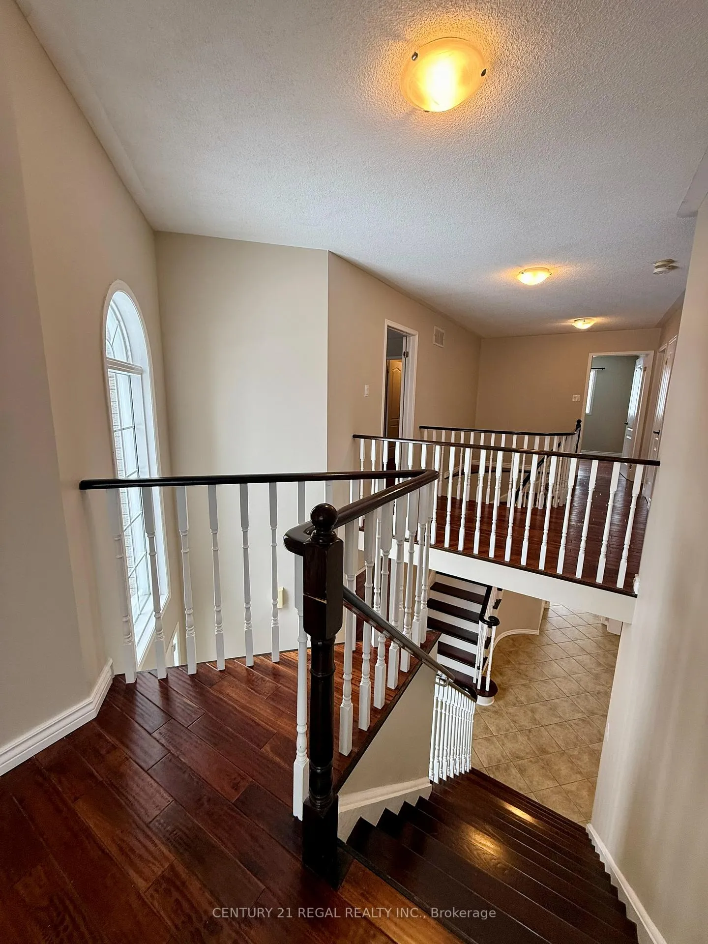 Photo 9 of 1901 Pine Grove Avenue, Pickering, Highbush — HOMEH