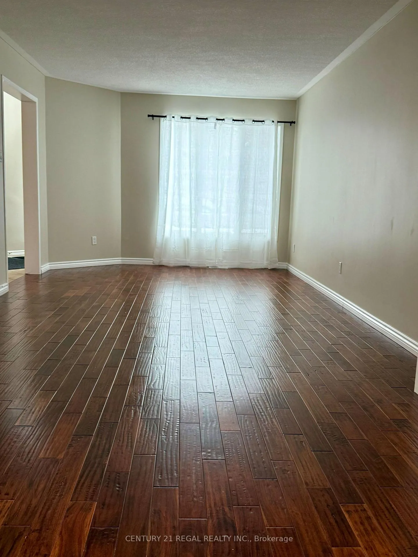 Photo 12 of 1901 Pine Grove Avenue, Pickering, Highbush — HOMEH