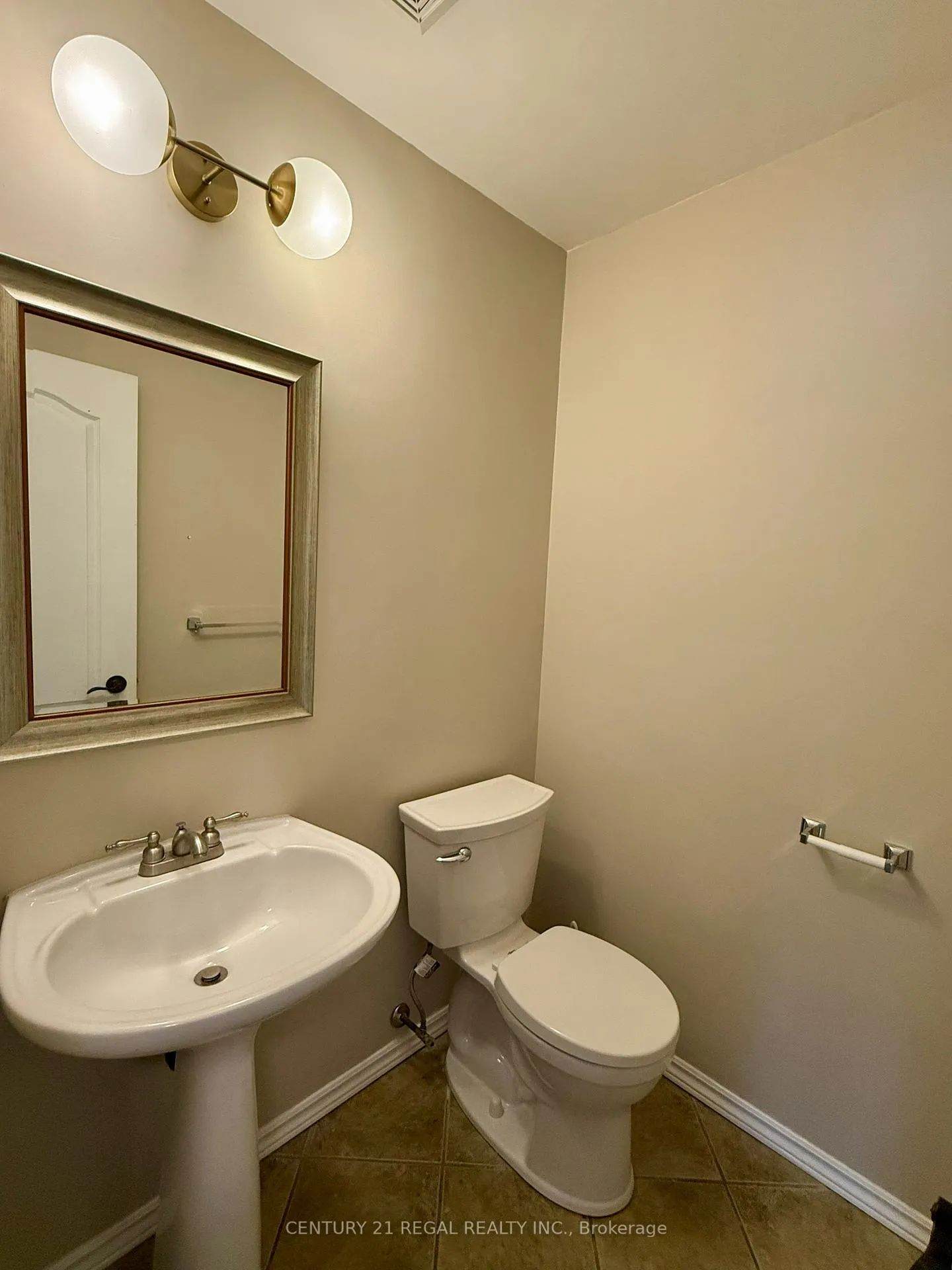 Photo 24 of 1901 Pine Grove Avenue, Pickering, Highbush — HOMEH
