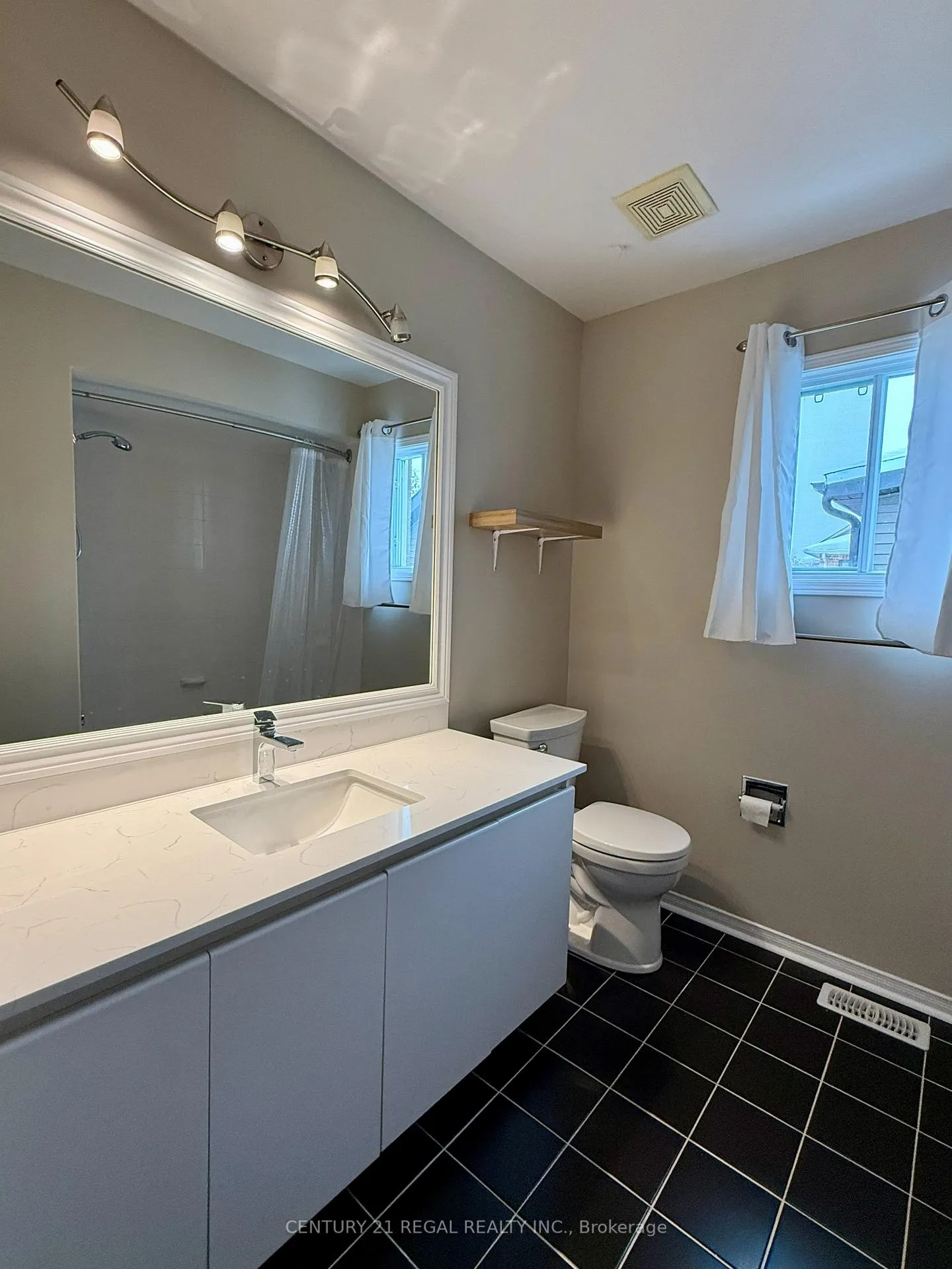 Photo 27 of 1901 Pine Grove Avenue, Pickering, Highbush — HOMEH