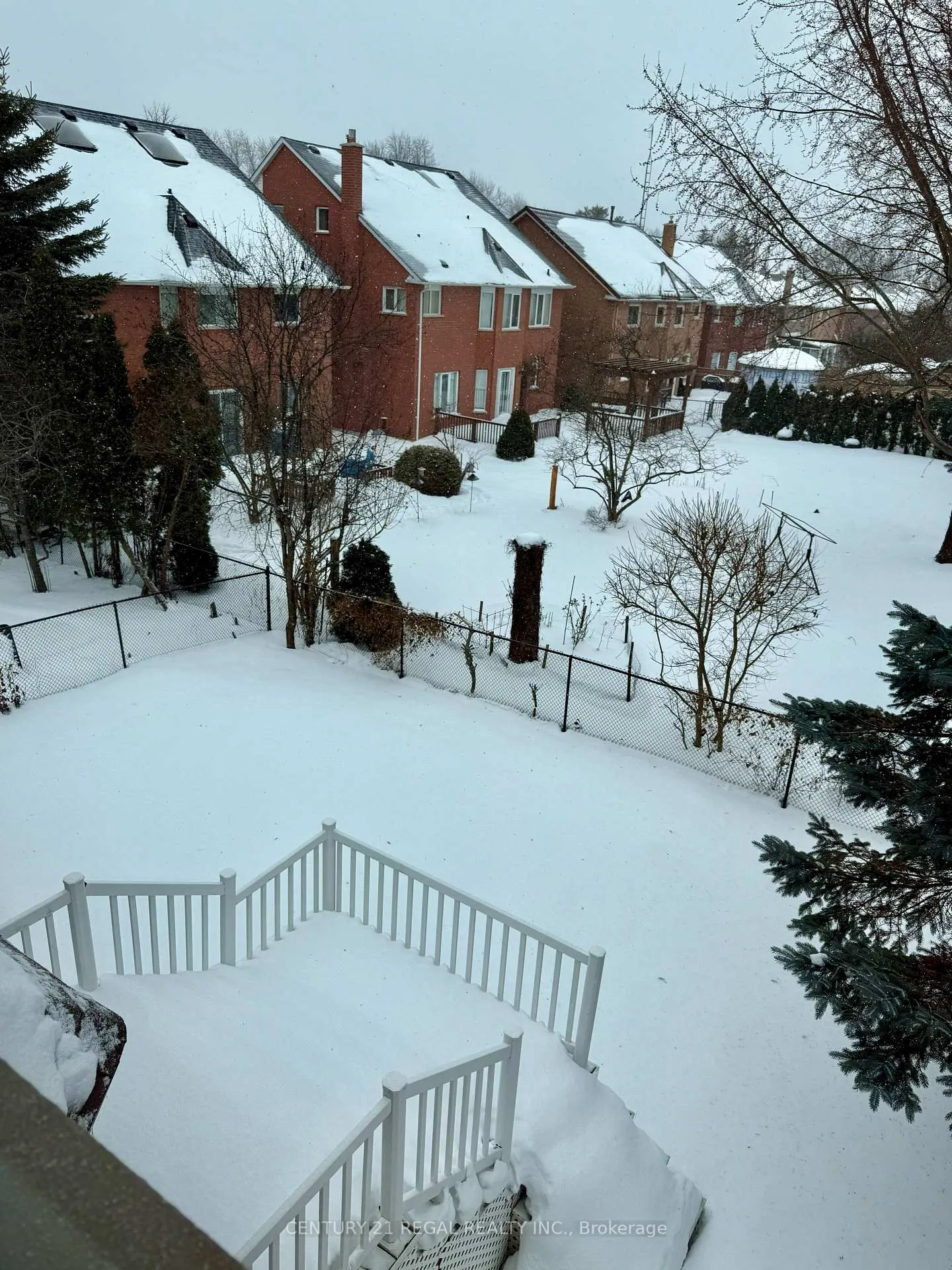 Photo 37 of 1901 Pine Grove Avenue, Pickering, Highbush — HOMEH