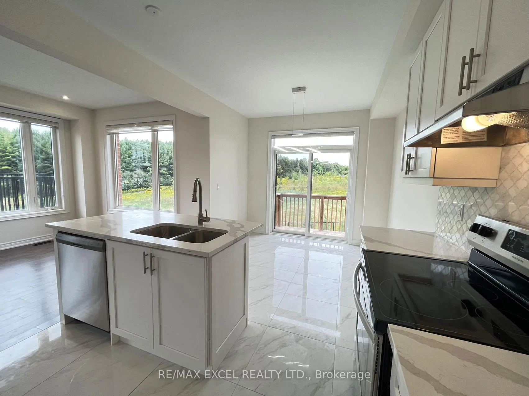 Photo 15 of 24 Stubbs Lane, Aurora, Rural Aurora — HOMEH