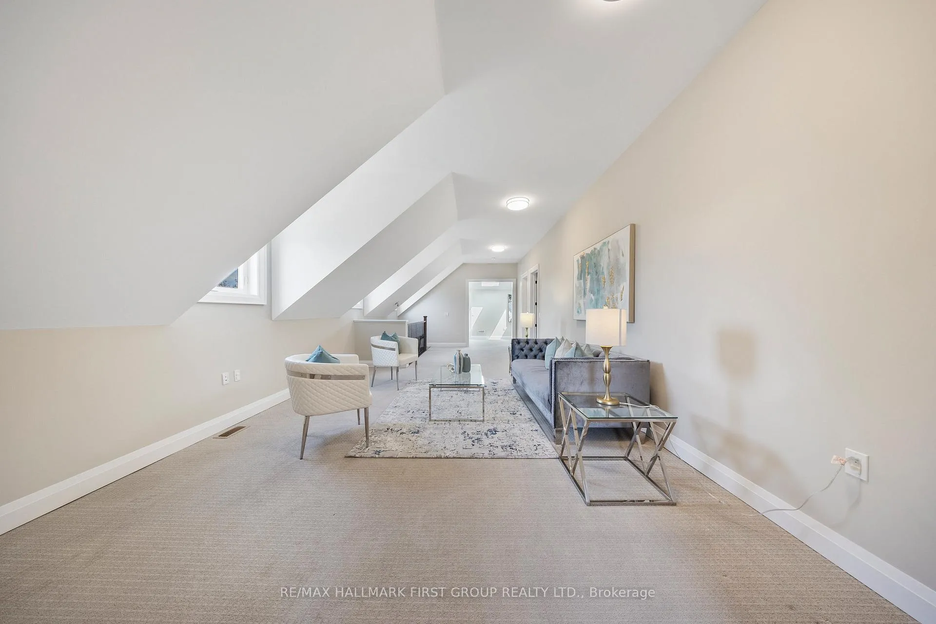 Photo 22 of 732 Hillview Crescent, Pickering, West Shore — HOMEH