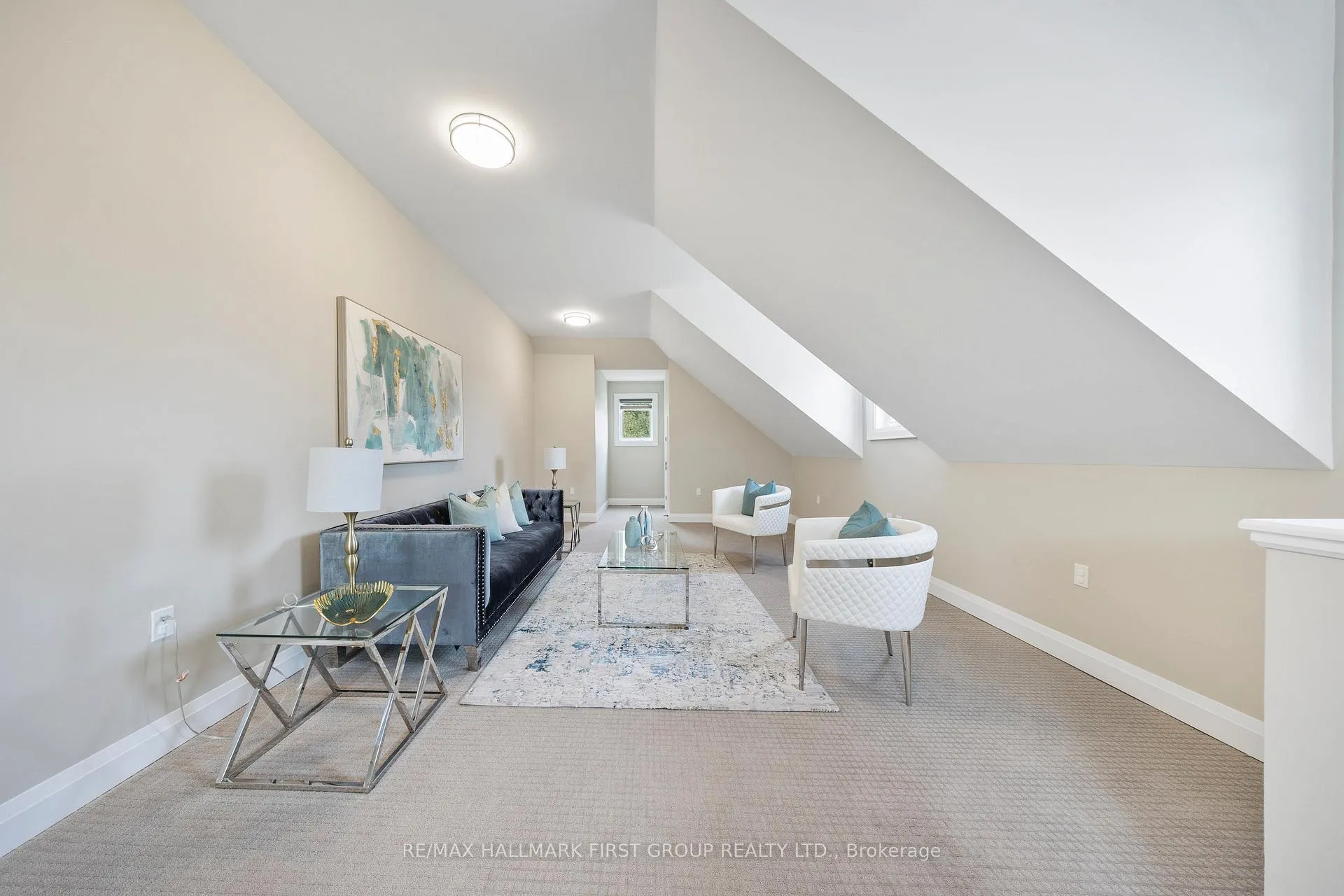 Photo 36 of 732 Hillview Crescent, Pickering, West Shore — HOMEH
