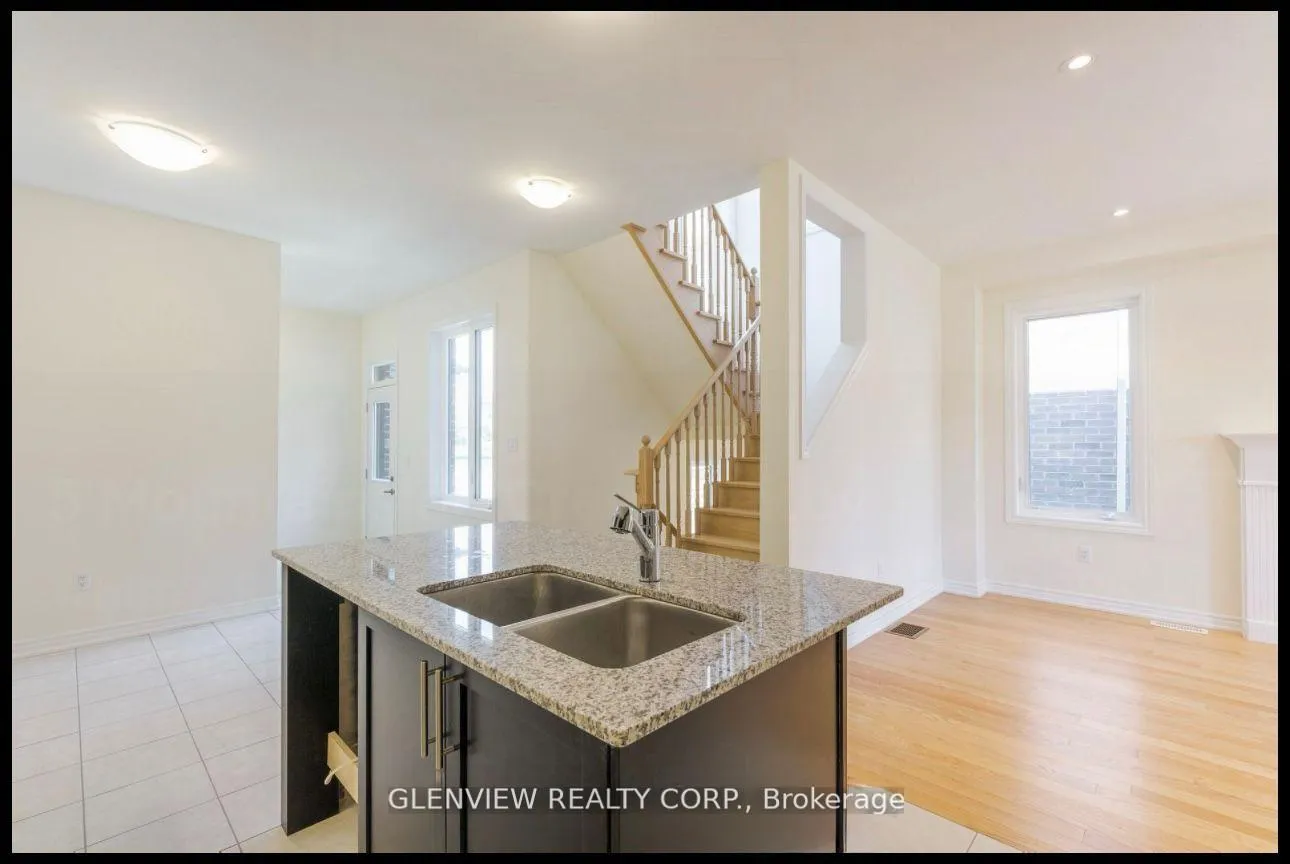 Photo 8 of 5 Mountainside Crescent, Whitby, Rolling Acres — HOMEH