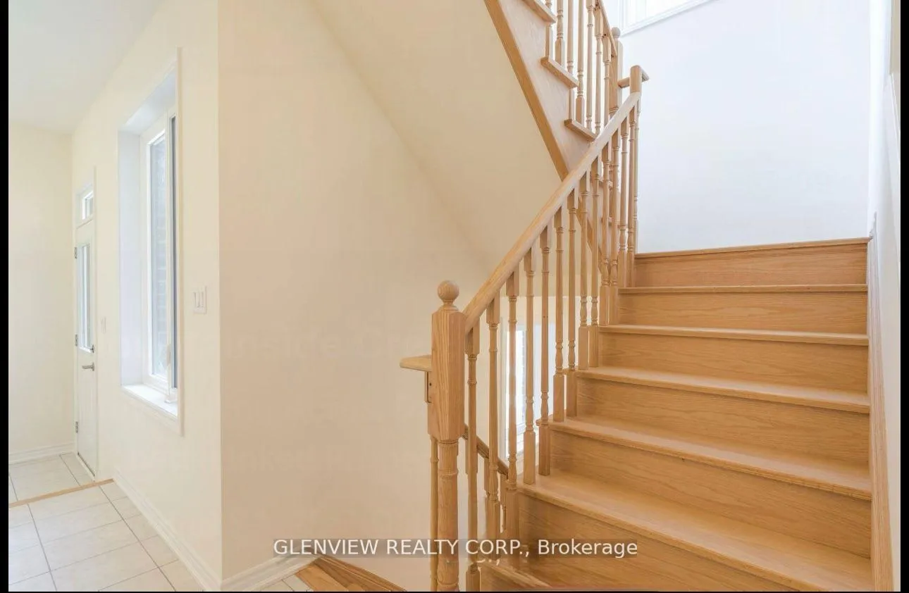 Photo 12 of 5 Mountainside Crescent, Whitby, Rolling Acres — HOMEH