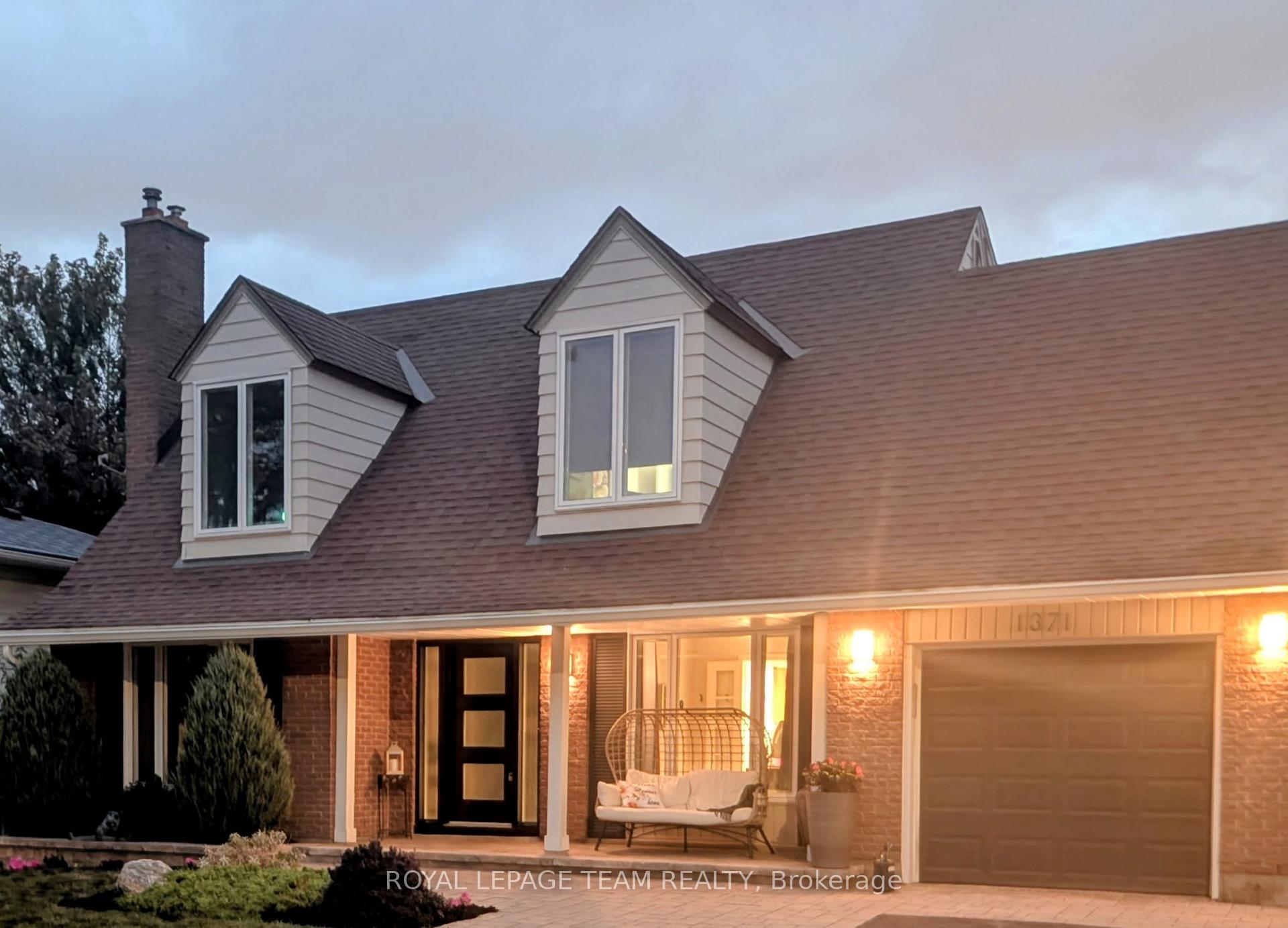 Photo 2 of 1371 Pebble Road, Ottawa, South Keys — HOMEH
