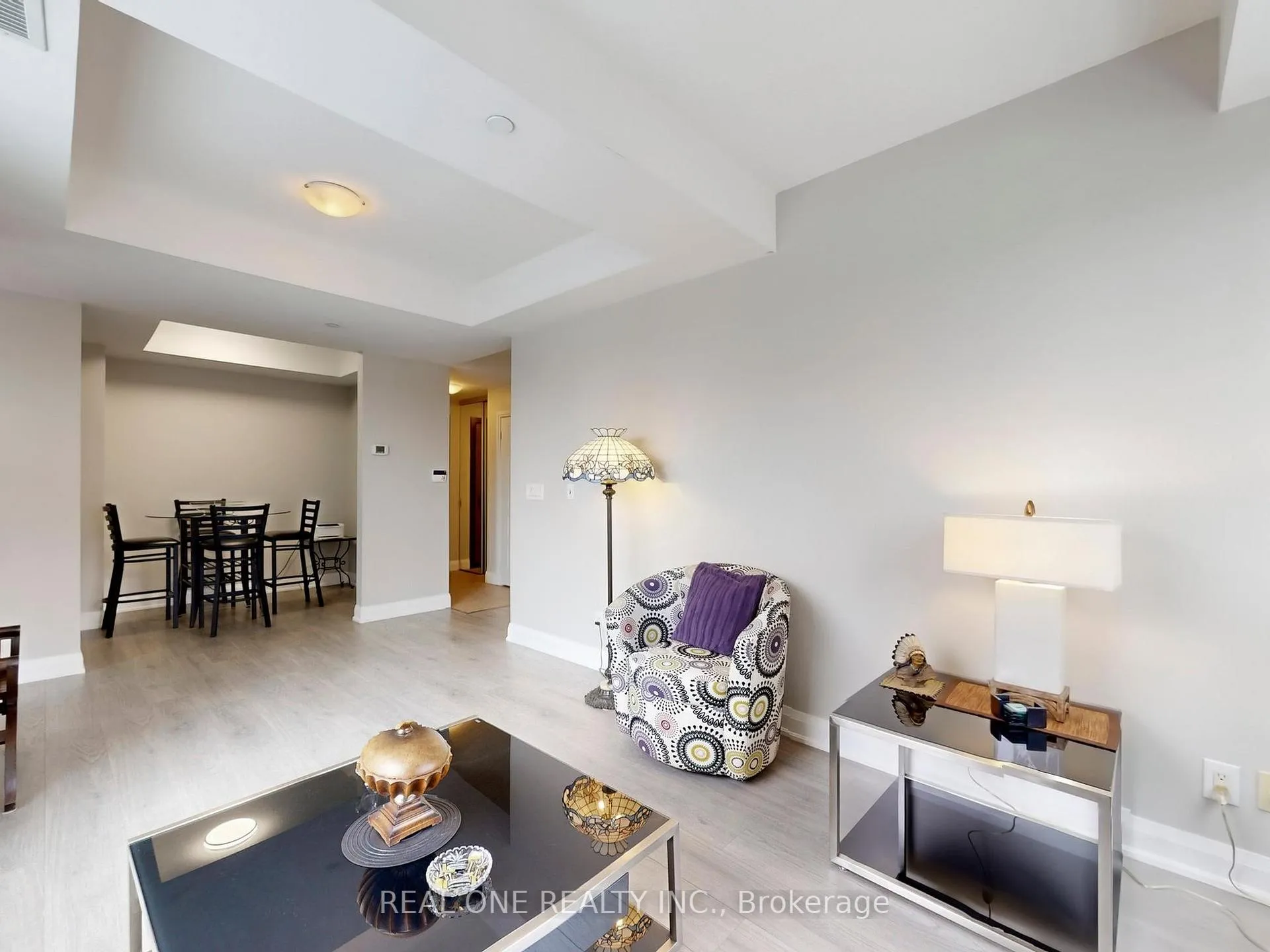 Photo 12 of Unit #306, 1 Uptown Drive, Markham, Unionville — HOMEH