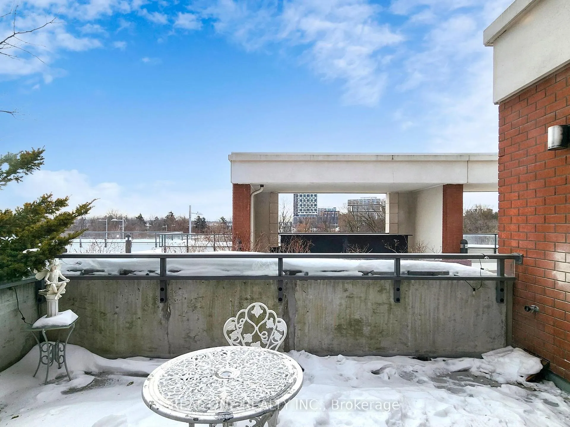 Photo 44 of Unit #306, 1 Uptown Drive, Markham, Unionville — HOMEH