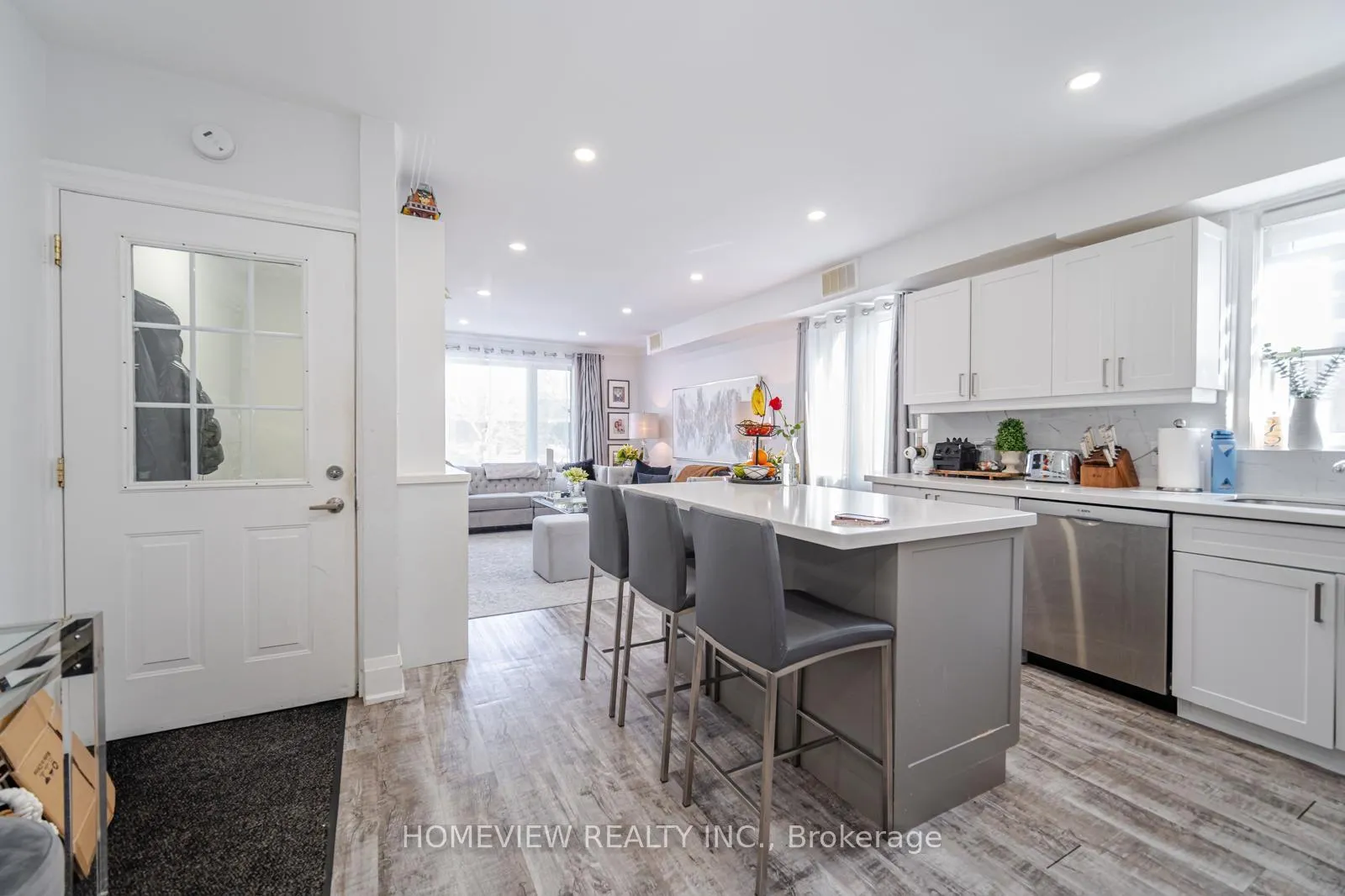 Photo 2 of Unit B, 1005 Eglinton Avenue, Toronto, Humewood-Cedarvale — HOMEH