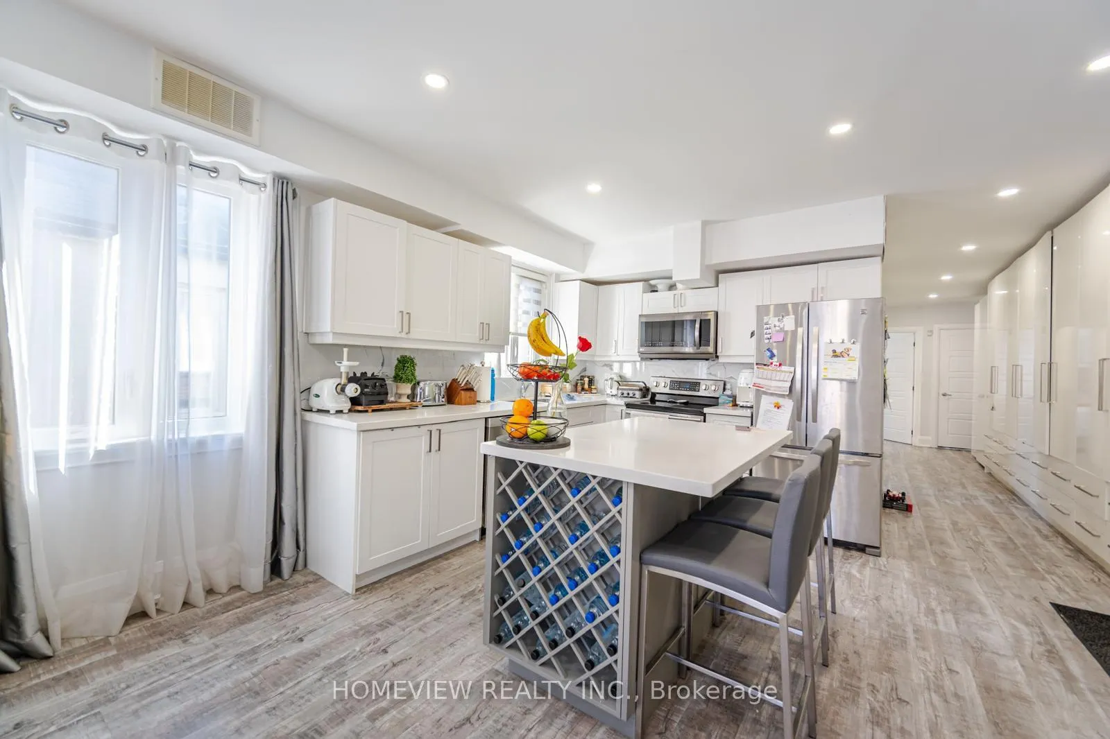 Photo 4 of Unit B, 1005 Eglinton Avenue, Toronto, Humewood-Cedarvale — HOMEH