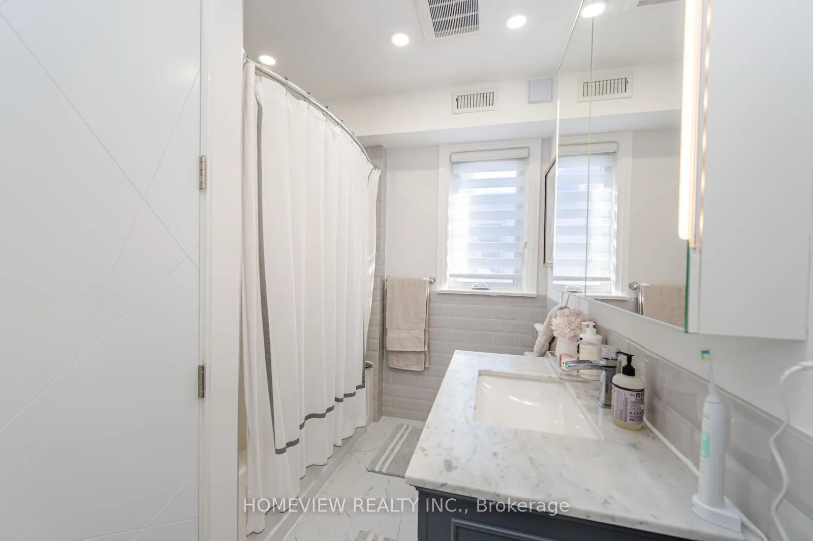 Photo 13 of Unit B, 1005 Eglinton Avenue, Toronto, Humewood-Cedarvale — HOMEH