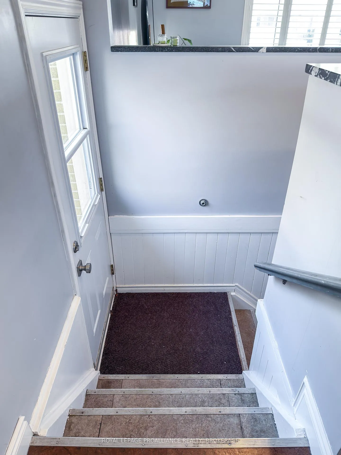Photo 20 of 70 Briscoe Street, Loyalist, Amherstview — HOMEH