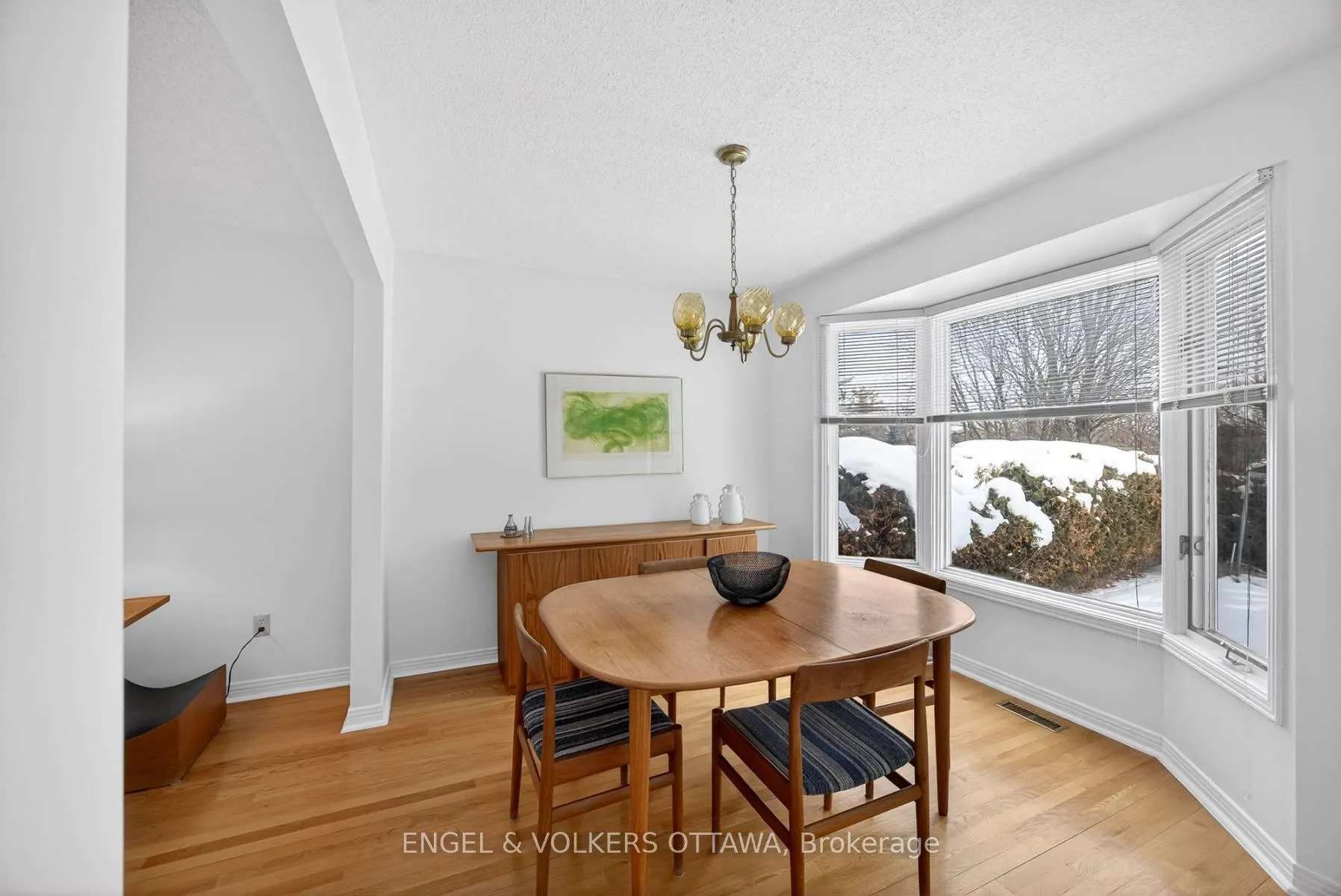 Photo 8 of 82 Leacock Drive, Ottawa, Kanata - Beaverbrook — HOMEH