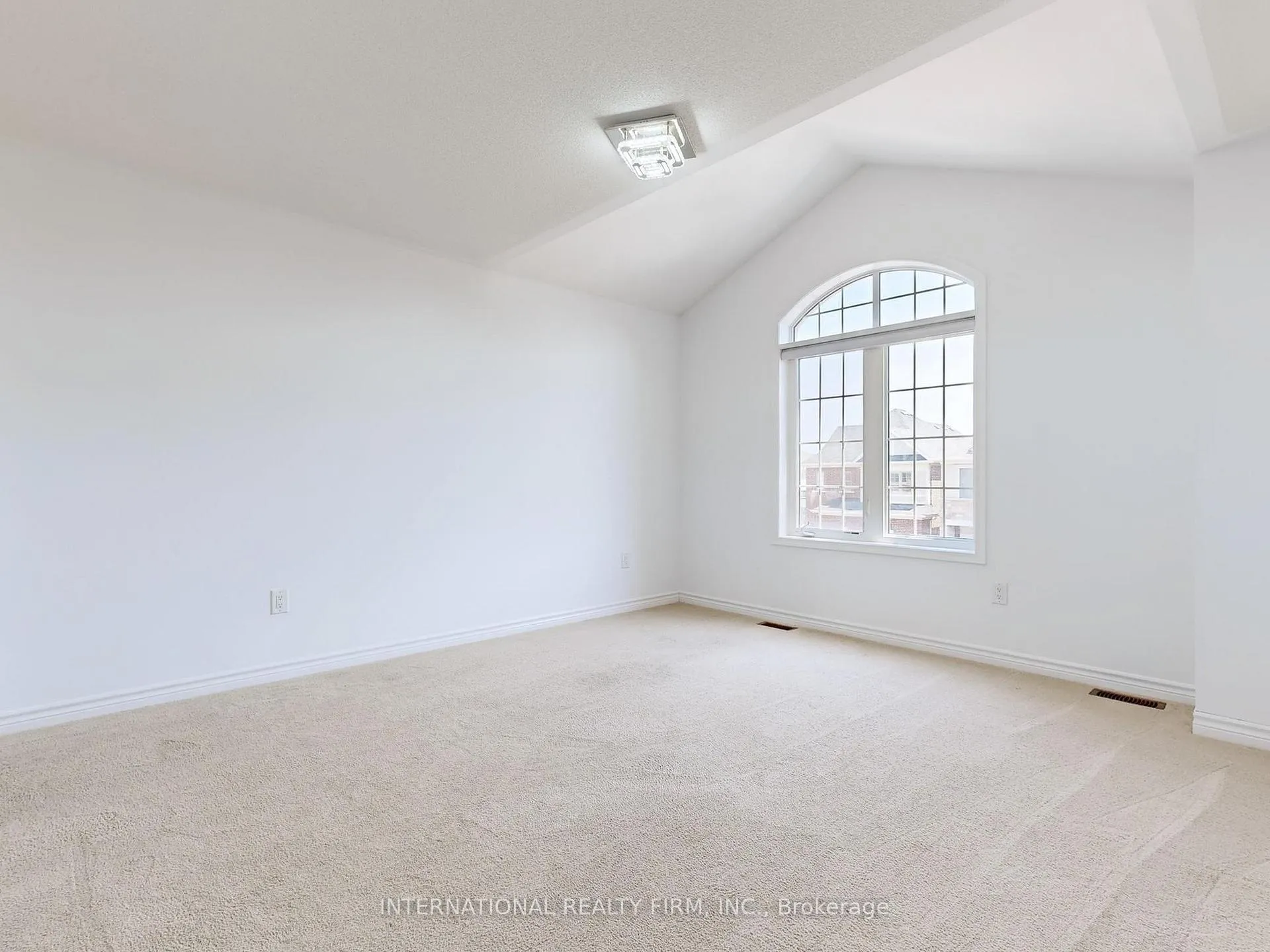 Photo 17 of 59 Westfield Drive, Whitby, Lynde Creek — HOMEH