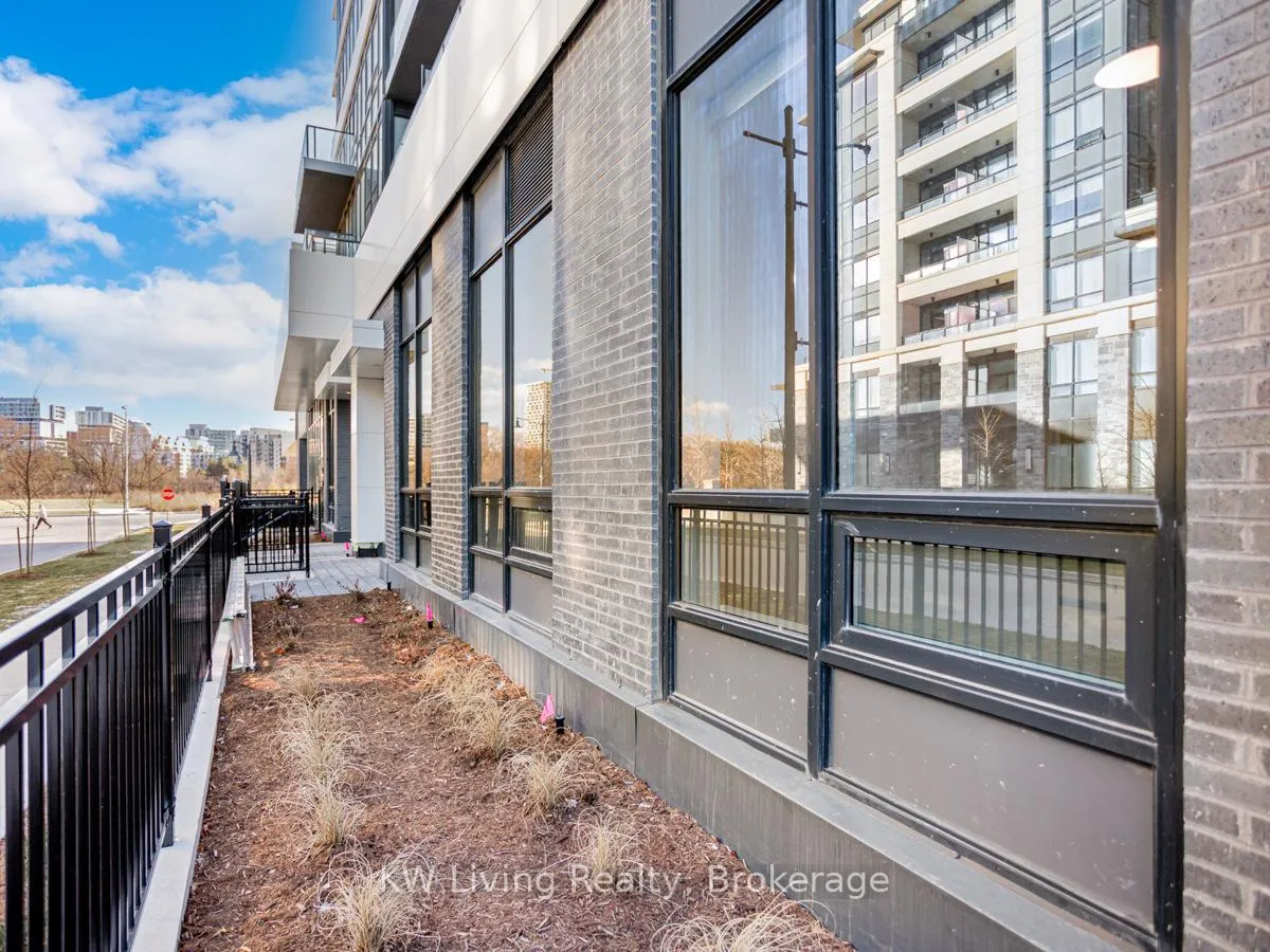 Photo 25 of Unit 102, 18 Water Walk Drive, Markham, Unionville — HOMEH