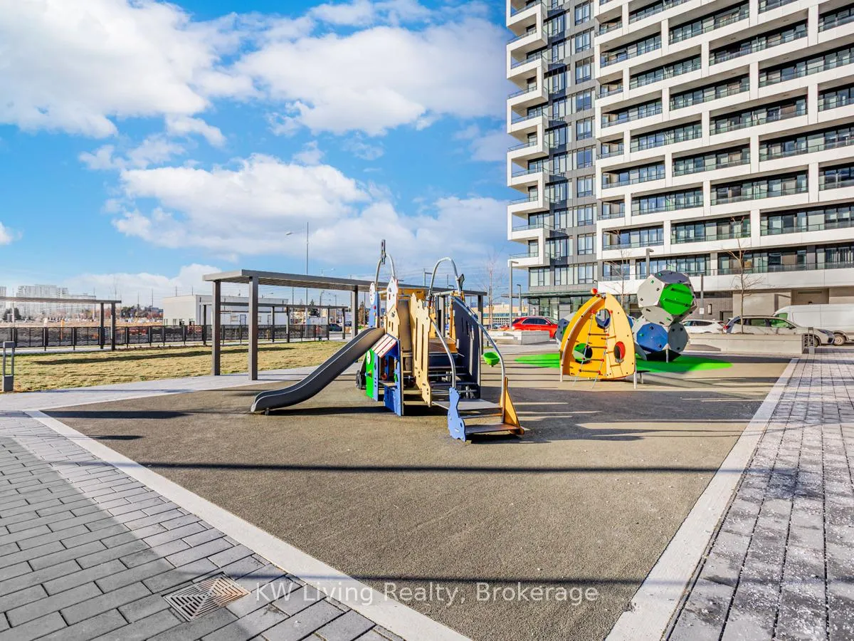 Photo 28 of Unit 102, 18 Water Walk Drive, Markham, Unionville — HOMEH