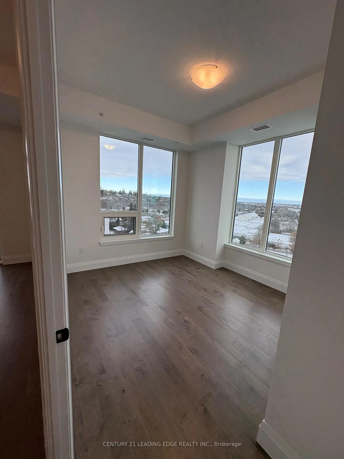Photo 2 of Unit 1310, 93 Arthur Street S, Guelph, St. Patrick's Ward — HOMEH