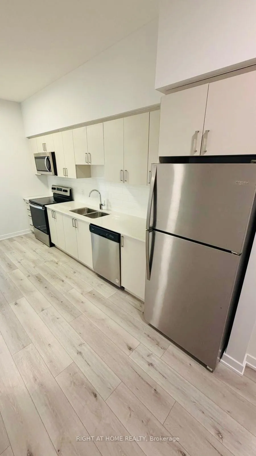 Photo 2 of Unit 713, 1475 Whites Road, Pickering, Woodlands — HOMEH