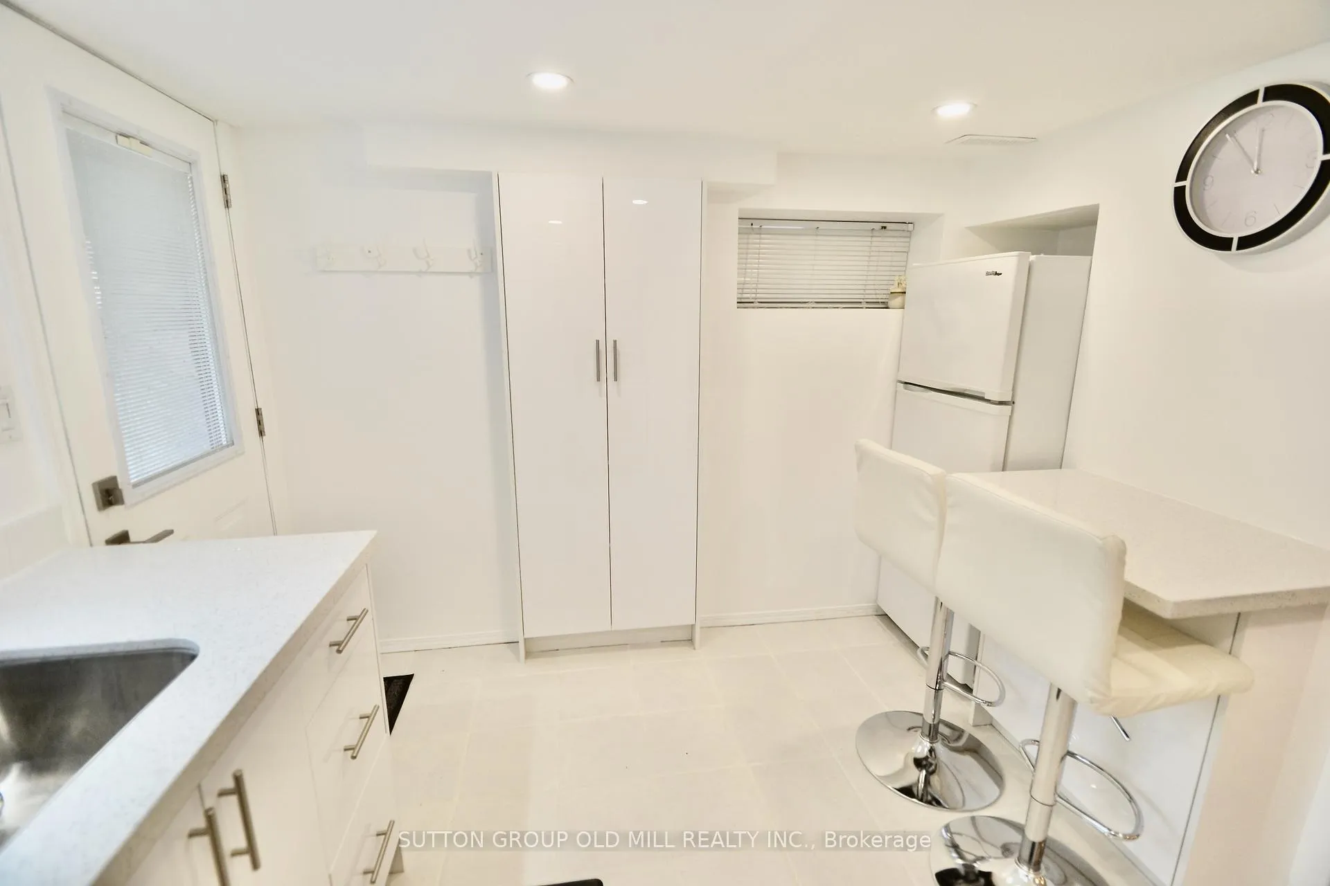 Photo 7 of Unit Lower, 180 Madison Avenue, Toronto, The Annex — HOMEH